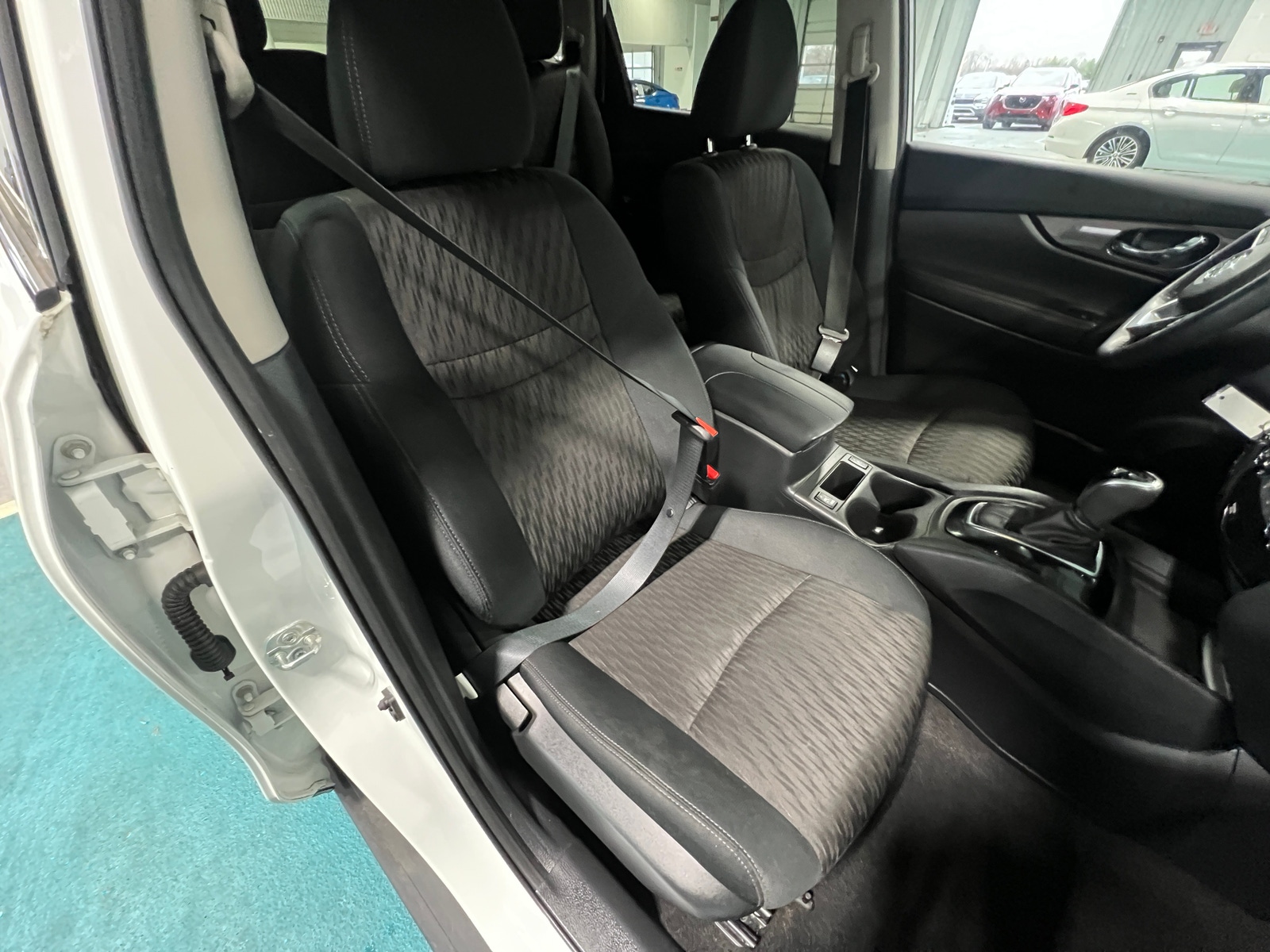 Thumbnail: 2019 Nissan Rogue - 2