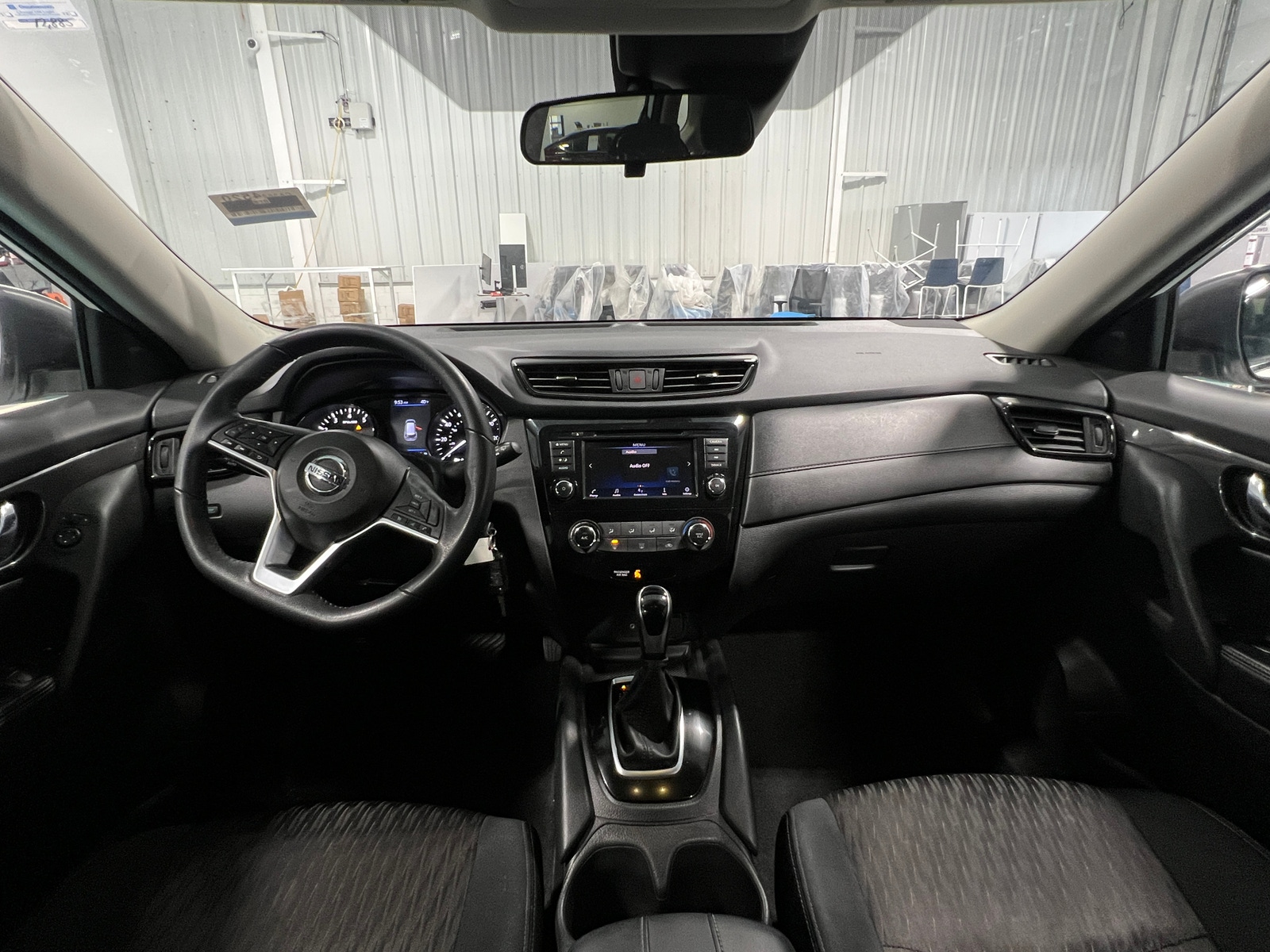 Thumbnail: 2019 Nissan Rogue - 3