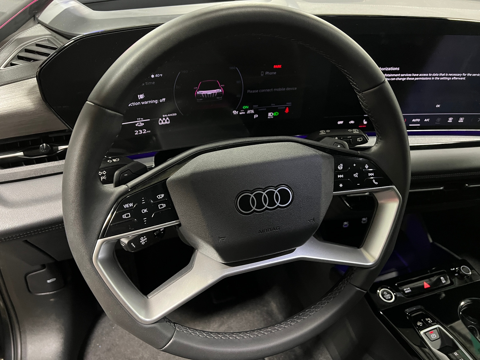 Thumbnail: 2025 Audi Q6 e-tron - 4