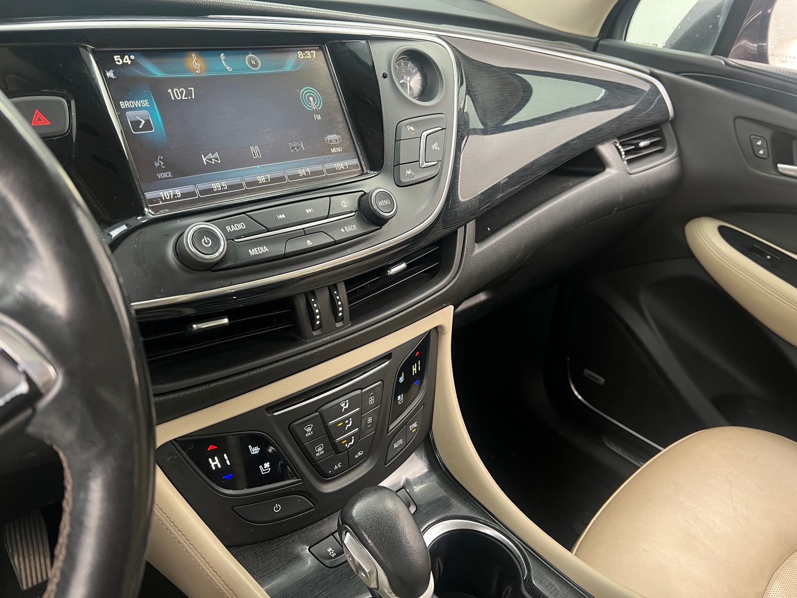 Thumbnail: 2016 Buick Envision - 3