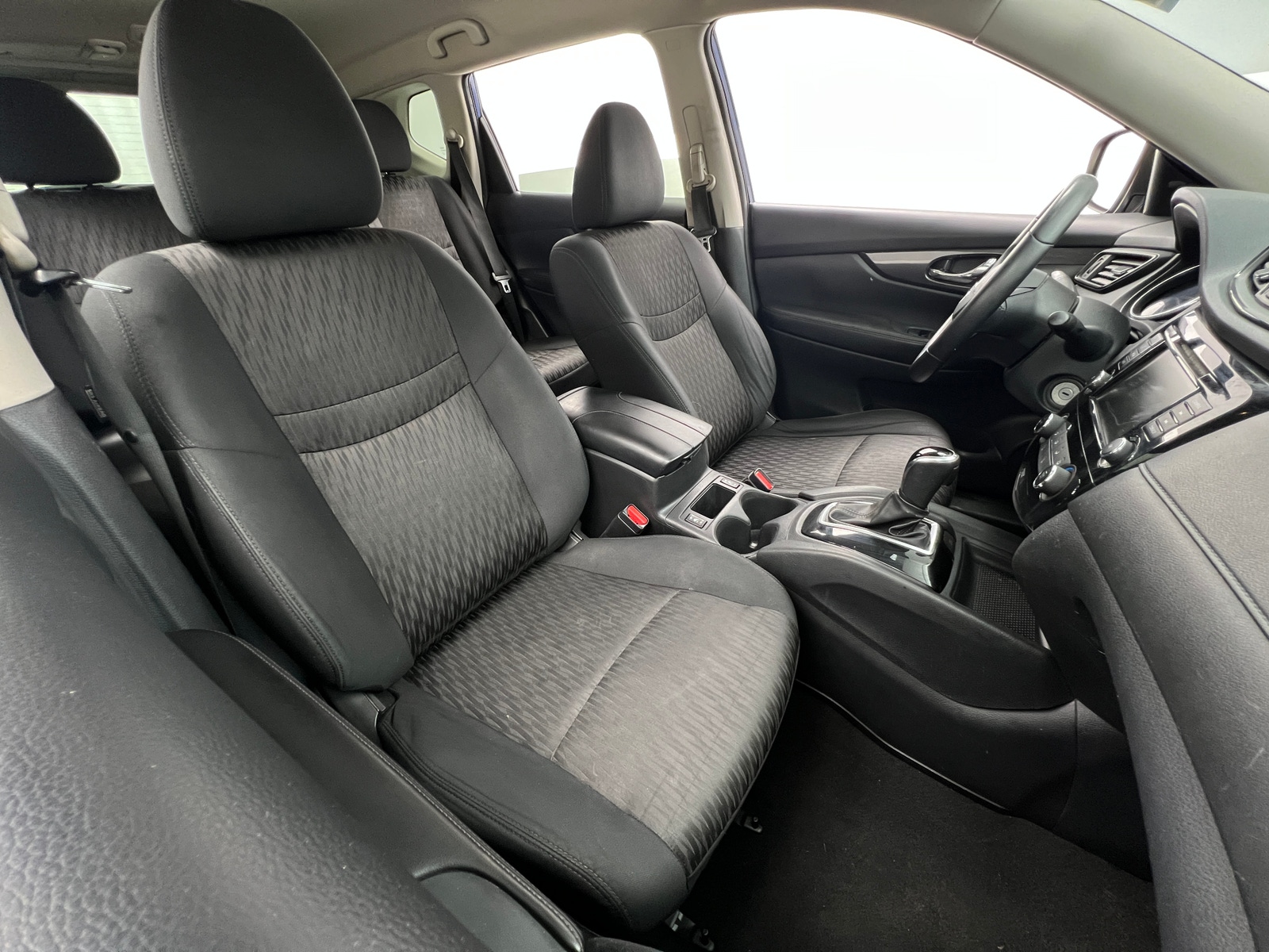 Thumbnail: 2019 Nissan Rogue - 2