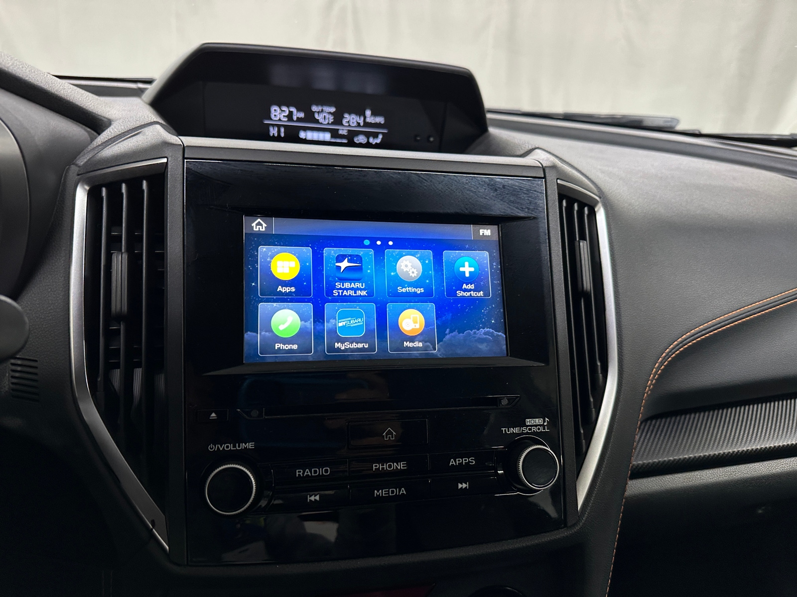 Thumbnail: 2022 Subaru Crosstrek - 4