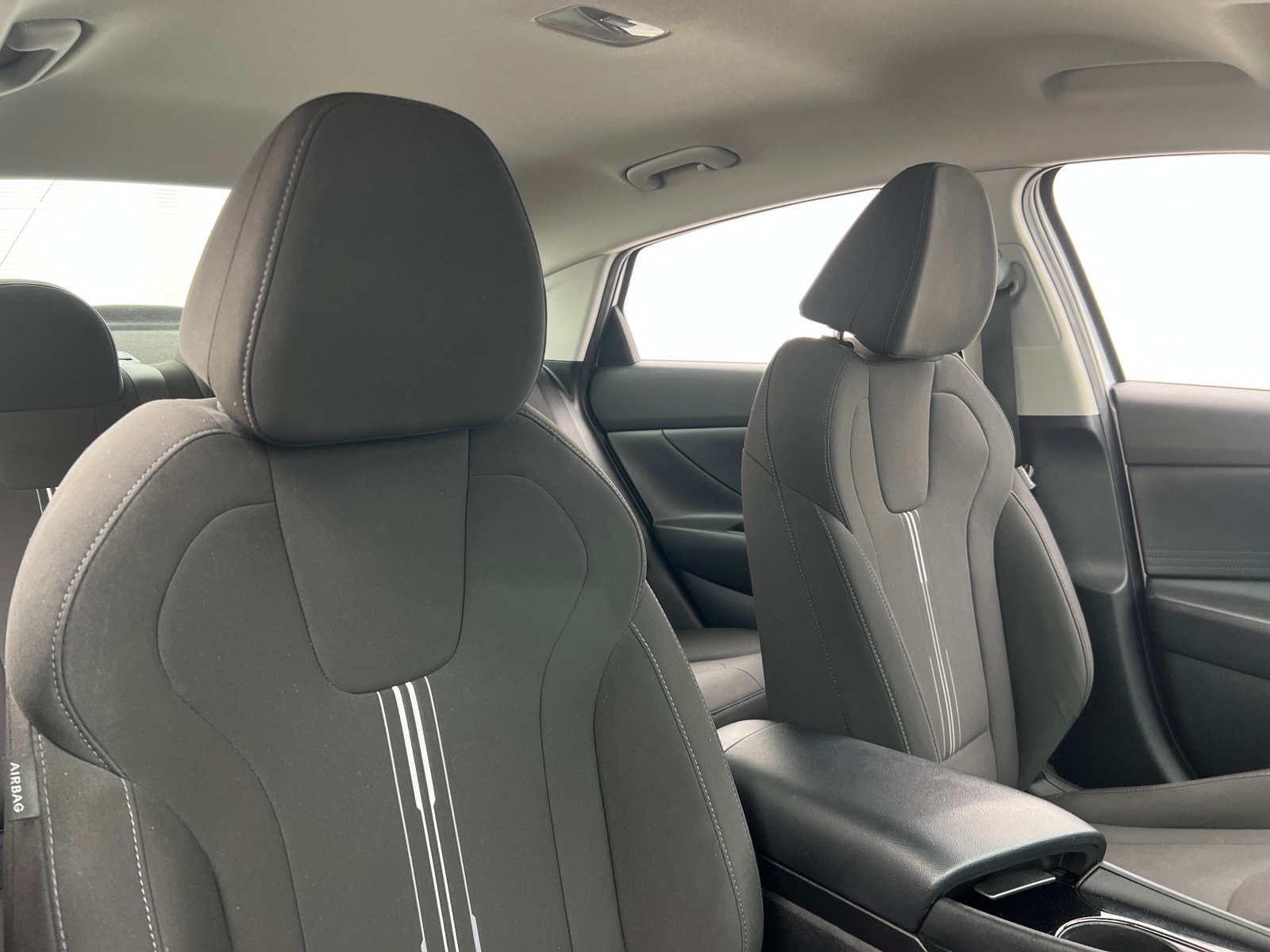 Thumbnail: 2021 Hyundai Elantra - 2