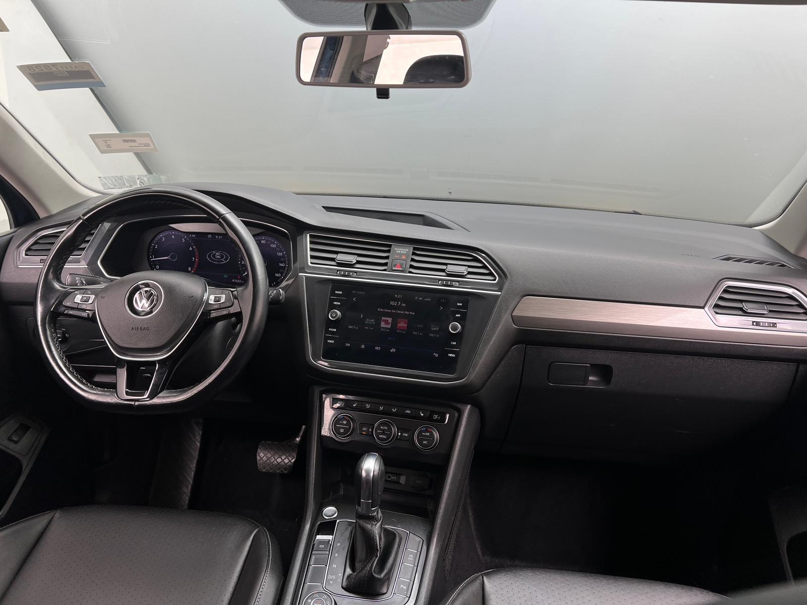 Thumbnail: 2019 Volkswagen Tiguan - 3