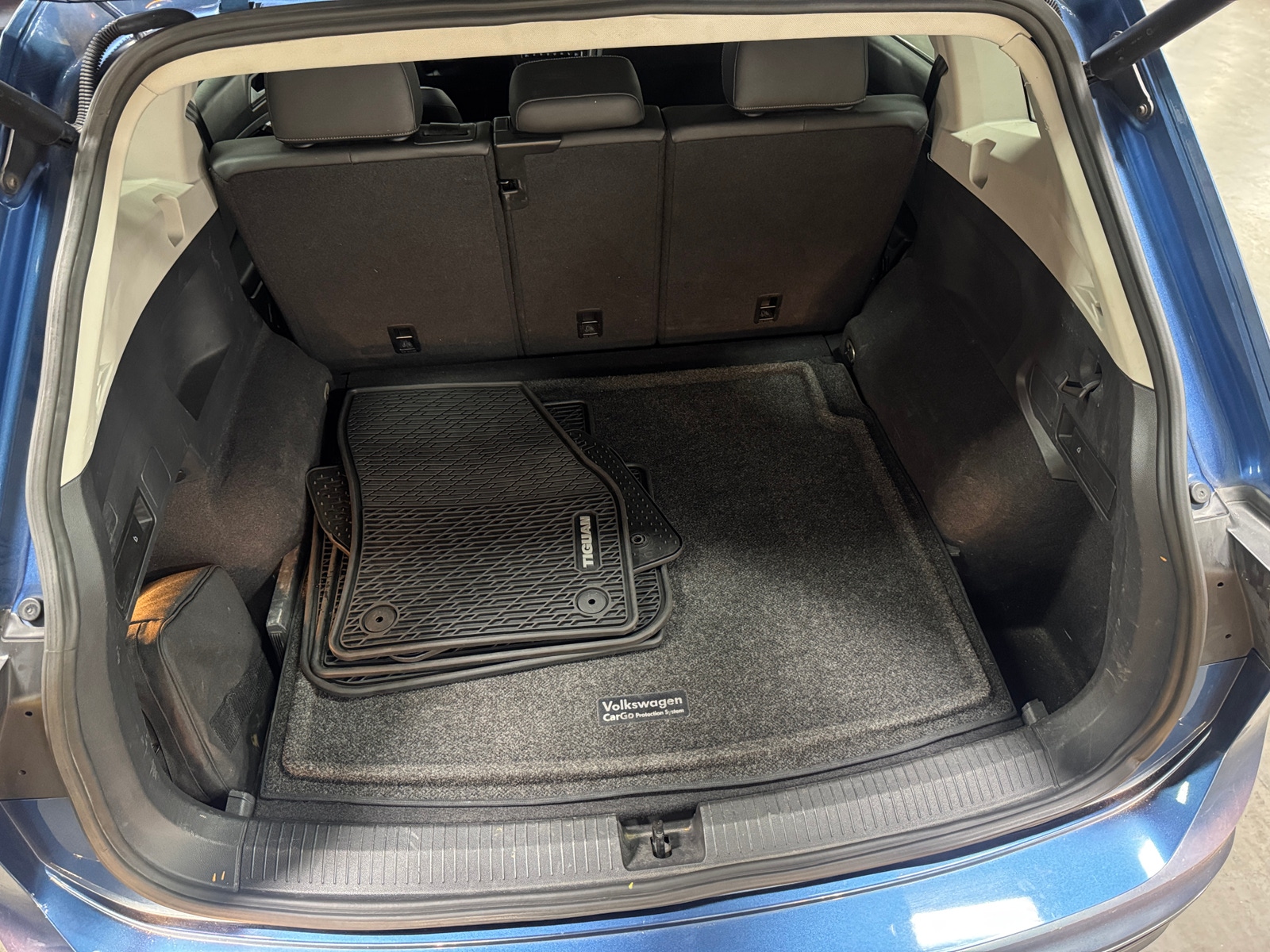 Thumbnail: 2019 Volkswagen Tiguan - 7