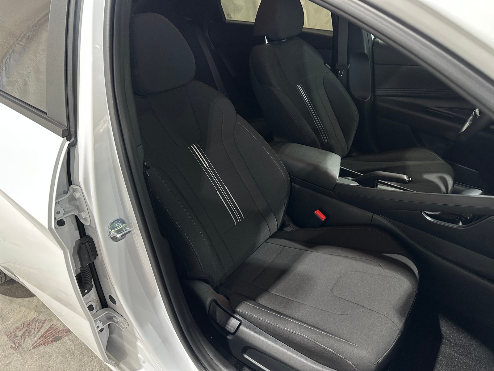 Thumbnail: 2025 Hyundai Elantra - 2