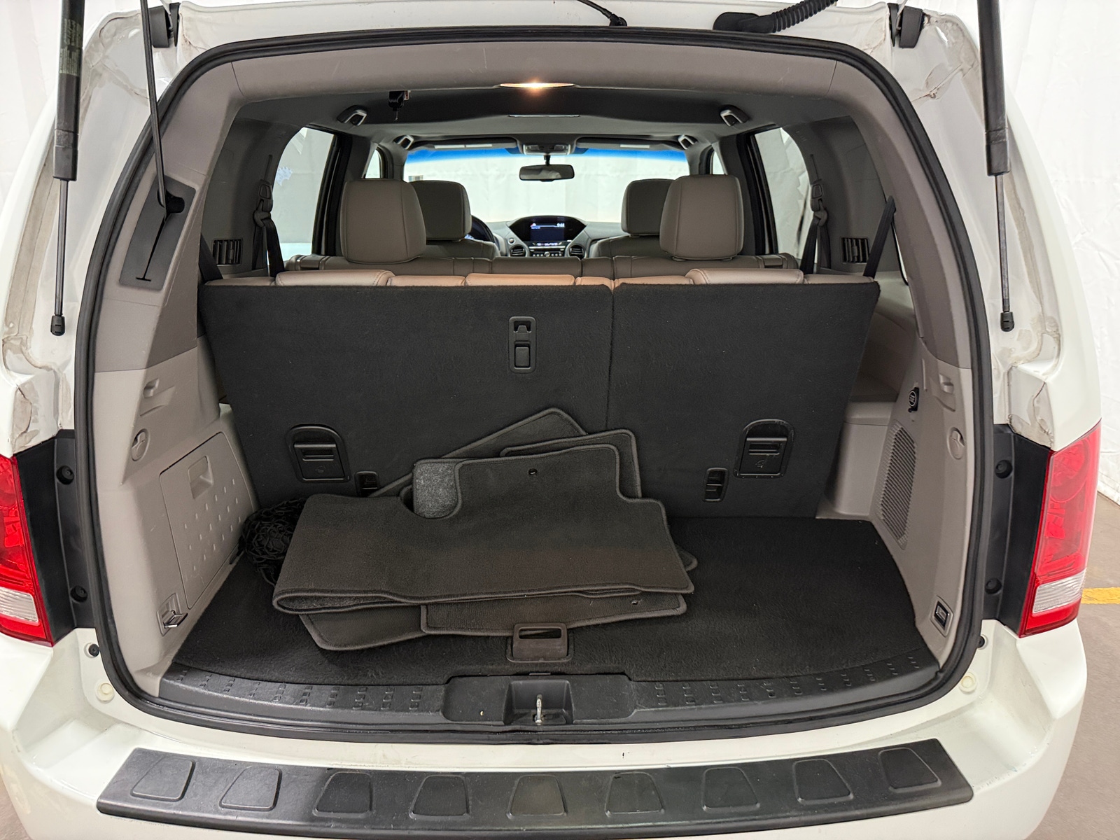 Thumbnail: 2015 Honda Pilot - 6