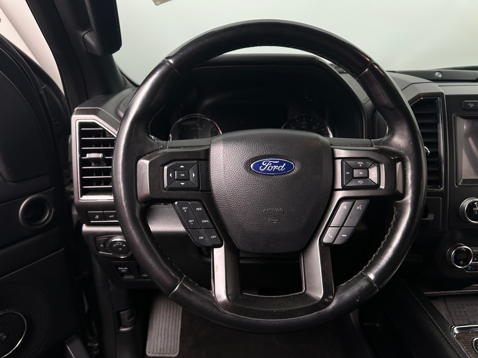 Thumbnail: 2020 Ford Expedition MAX - 4