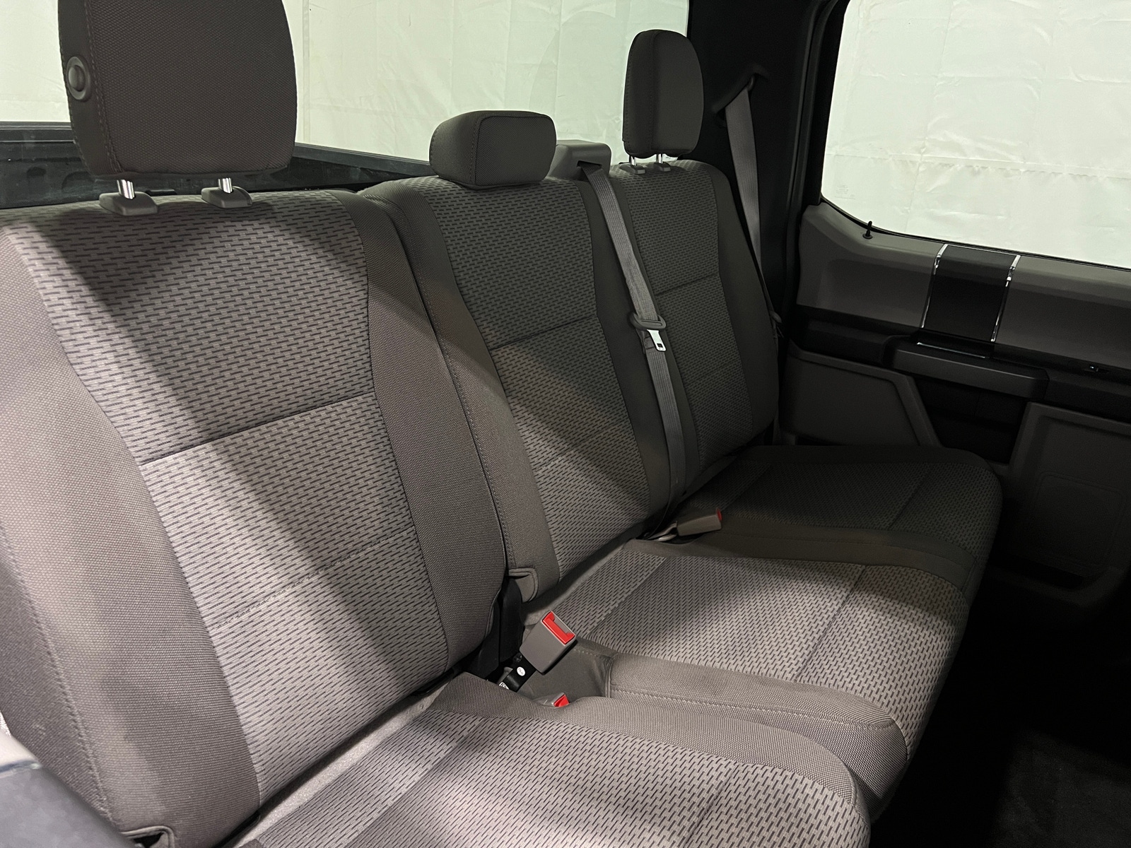 Thumbnail: 2018 Ford Econoline - 6