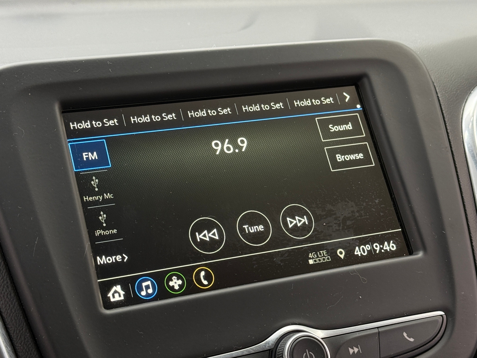 Thumbnail: 2019 Chevrolet Equinox - 4