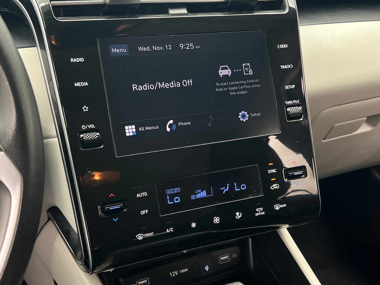 Thumbnail: 2024 Hyundai Tucson - 4