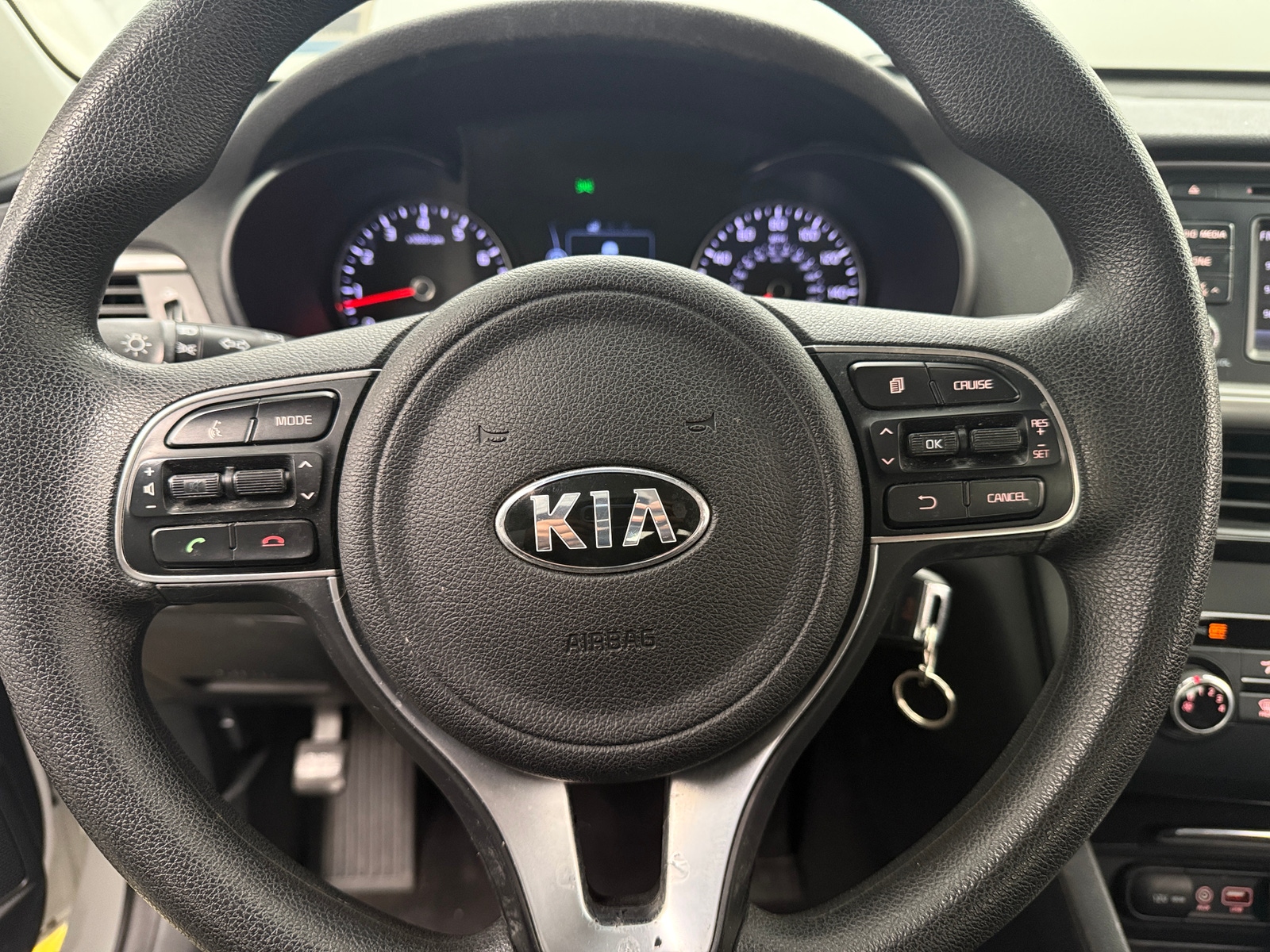 Thumbnail: 2016 Kia Optima - 5