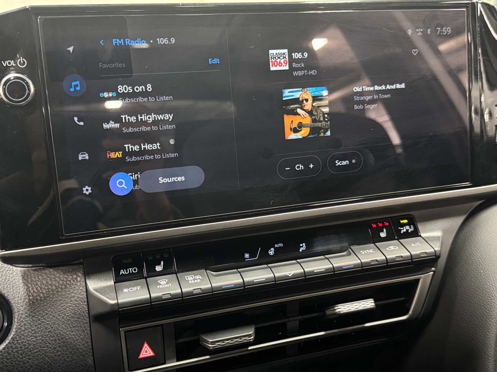 Thumbnail: 2025 Toyota Camry - 4