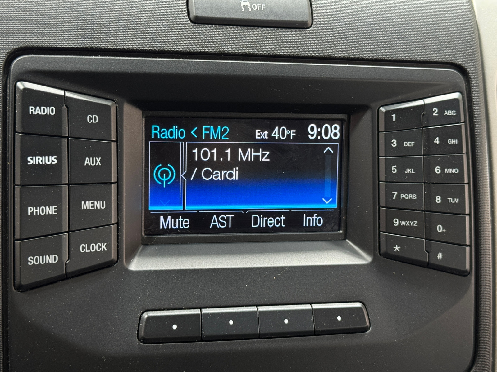 Thumbnail: 2013 Ford Econoline - 4