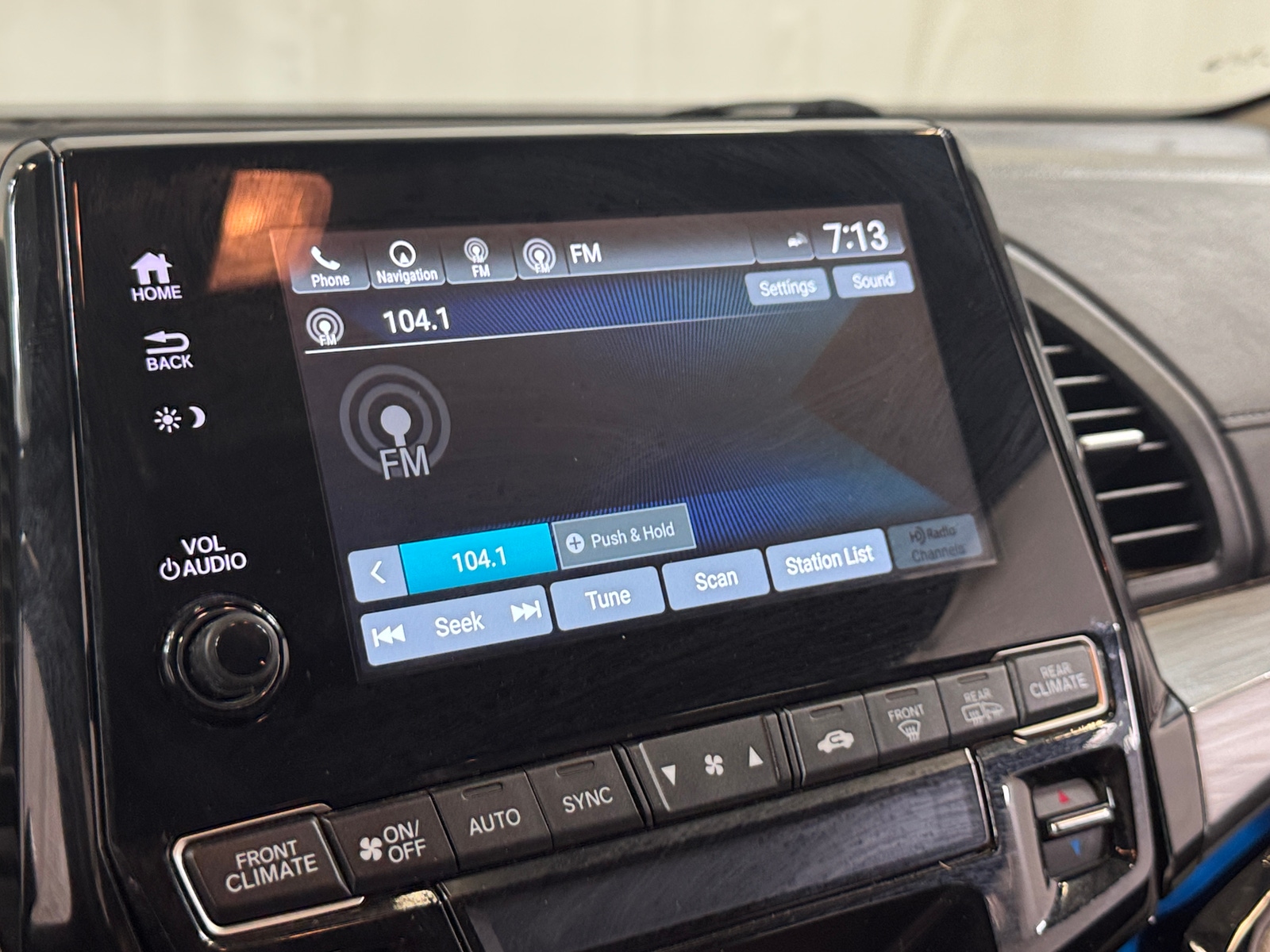 Thumbnail: 2022 Honda Odyssey - 3