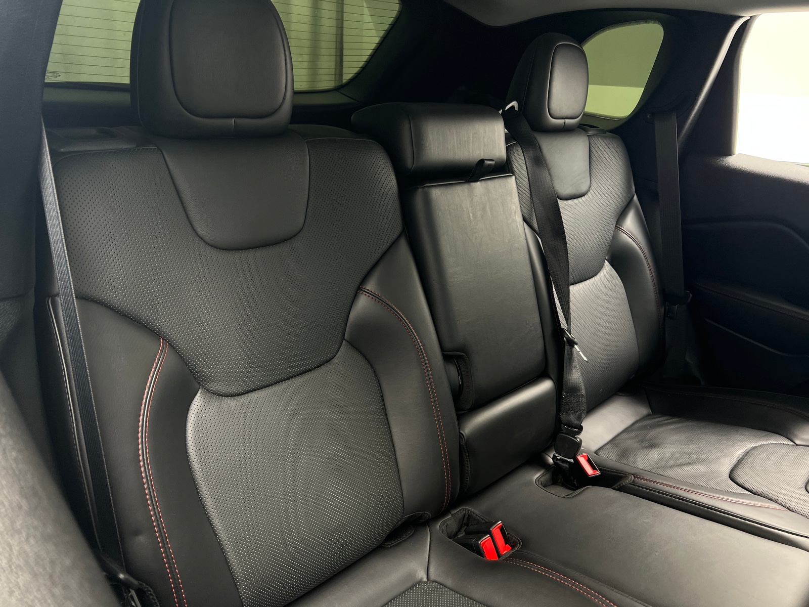 Thumbnail: 2019 Jeep Cherokee - 5