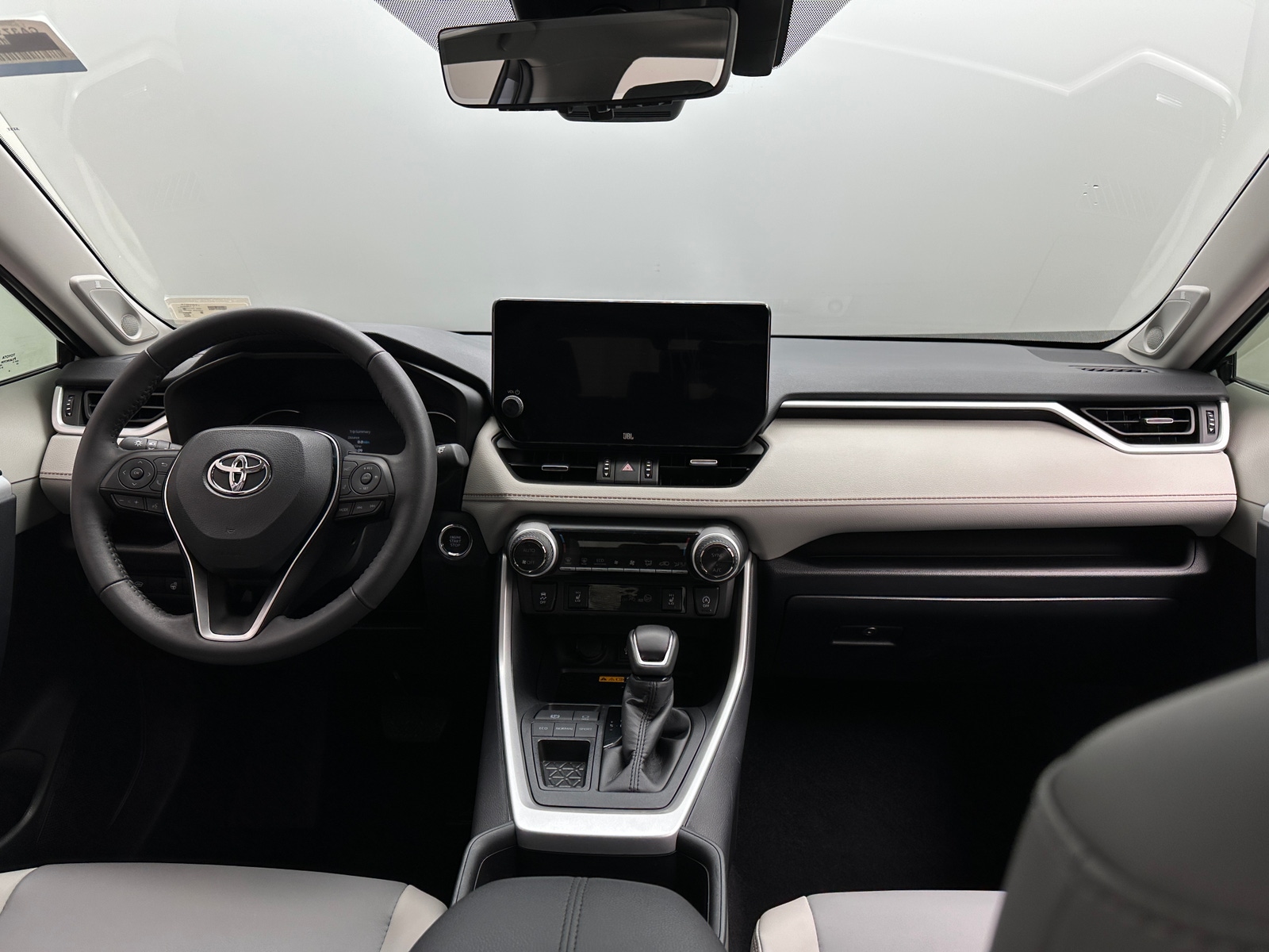 Thumbnail: 2025 Toyota RAV4 - 2