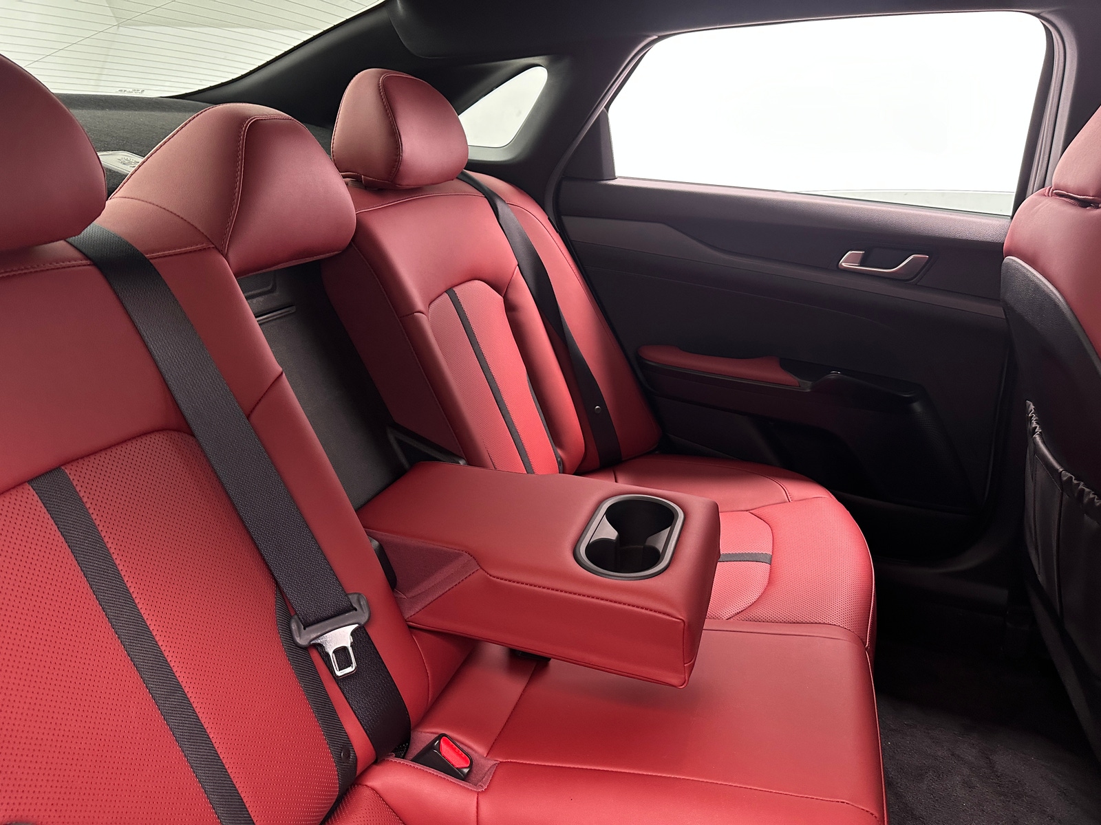 Thumbnail: 2021 Kia K5 - 6