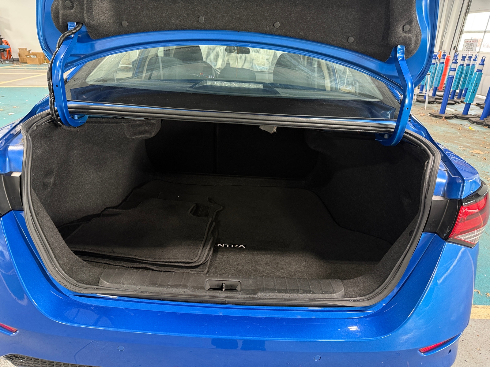 Thumbnail: 2024 Nissan Sentra - 7