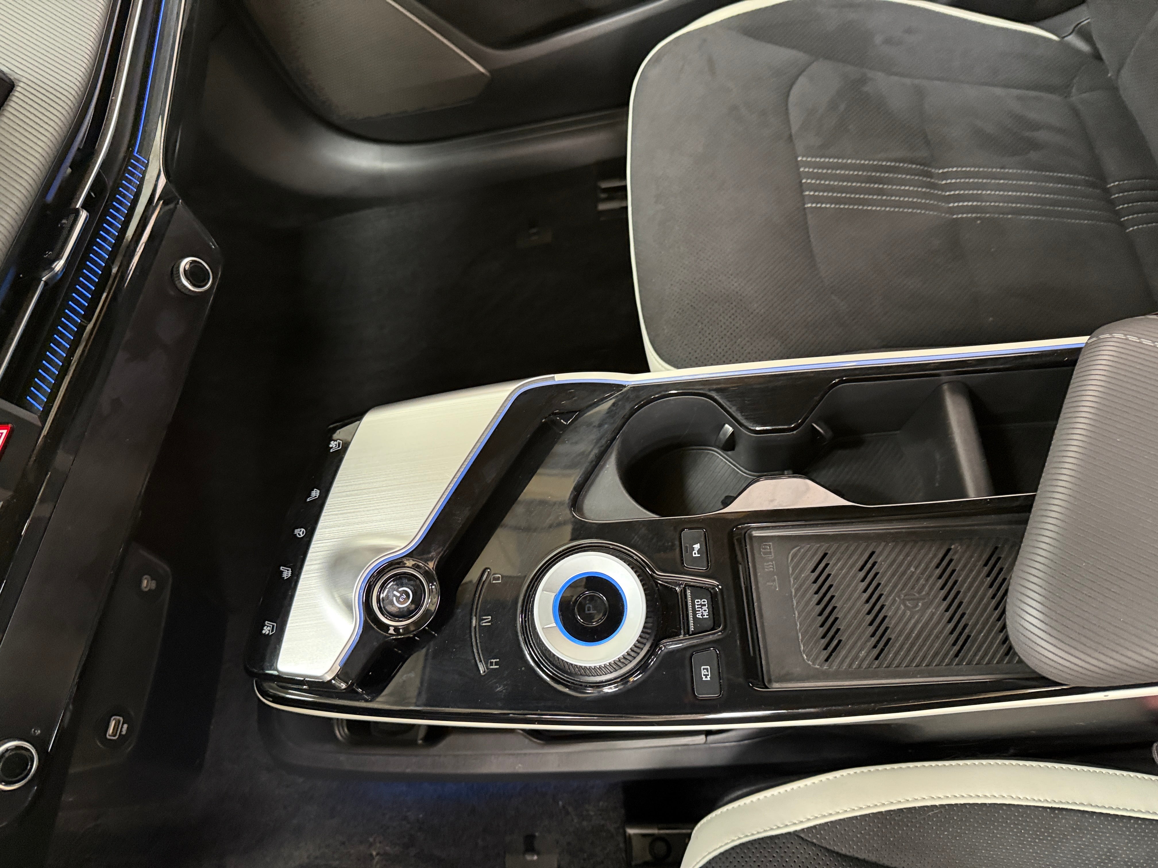 Used 2022 Kia Ev6 GT-Line with VIN KNDC4DLC2N5043750 for sale in Oak Creek, WI