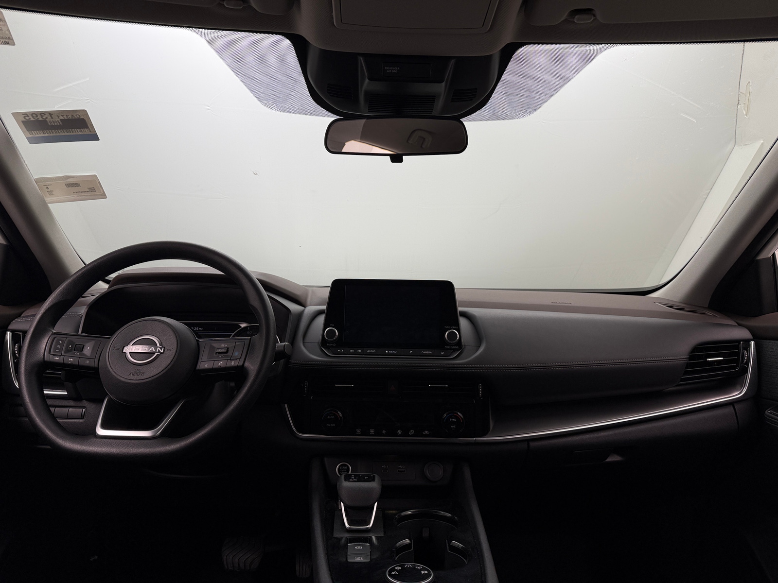 Thumbnail: 2022 Nissan Rogue - 3