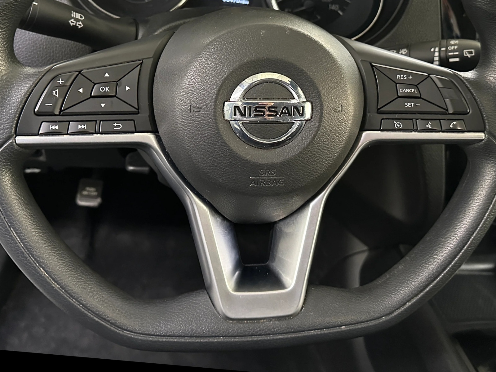 Thumbnail: 2022 Nissan Rogue Sport - 5