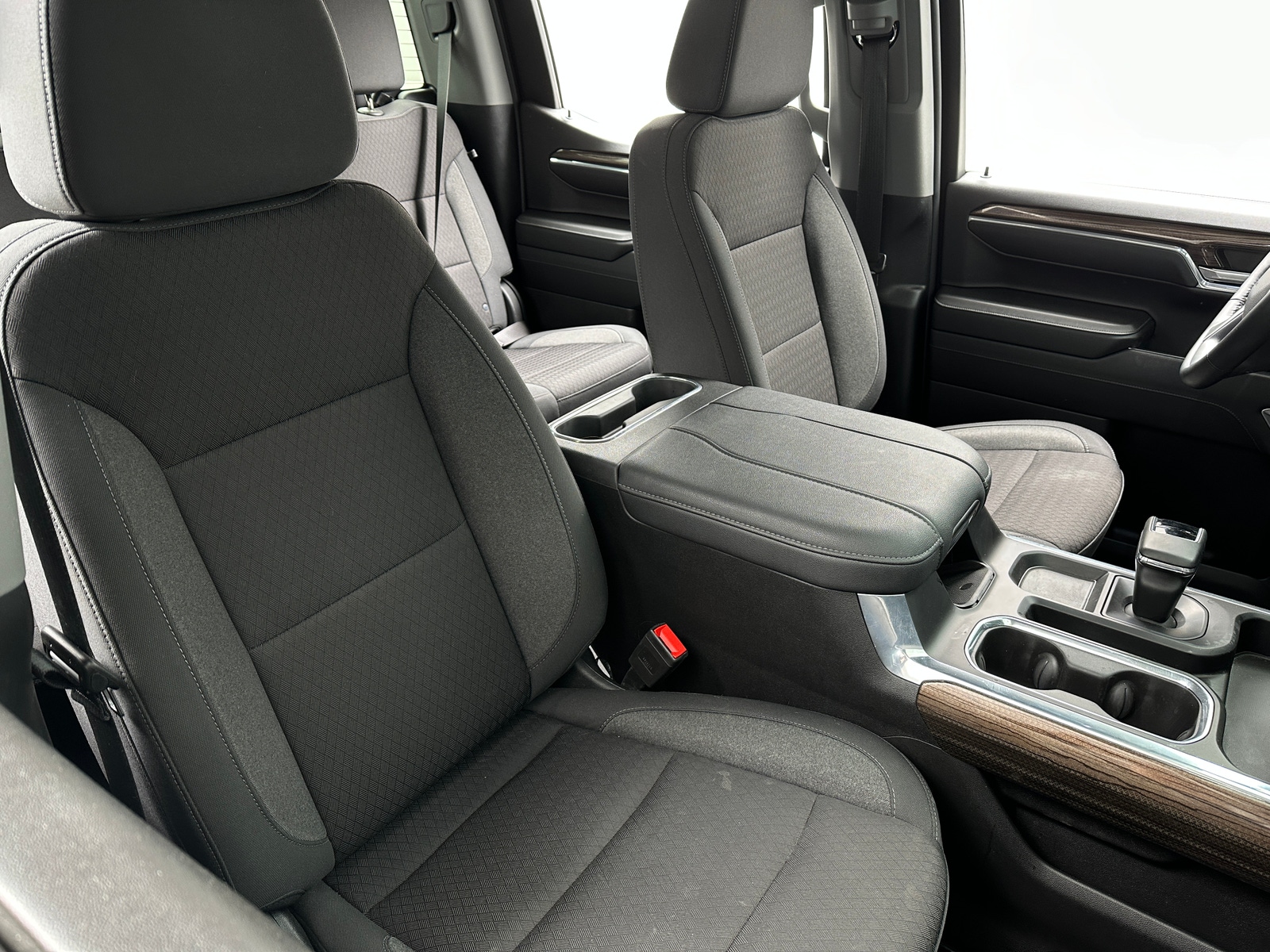 Thumbnail: 2024 Chevrolet Silverado 1500 - 2