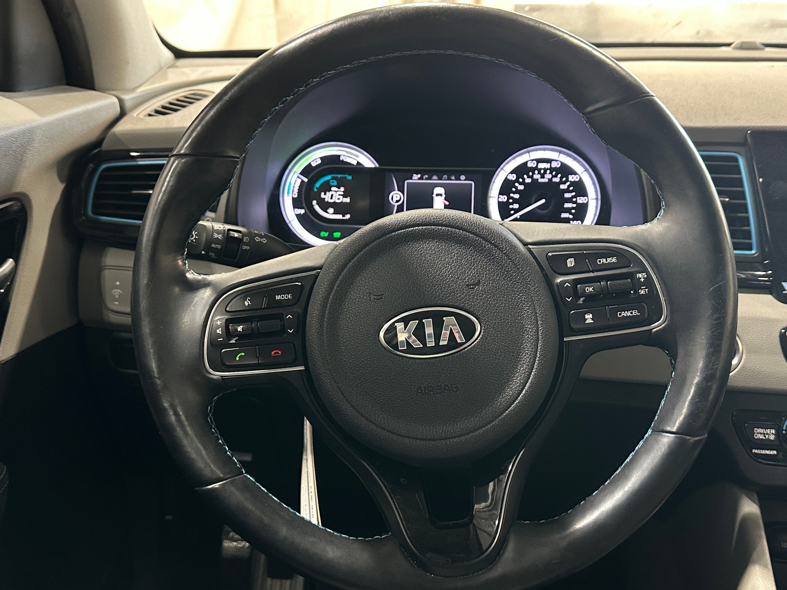 Thumbnail: 2019 Kia Niro - 4
