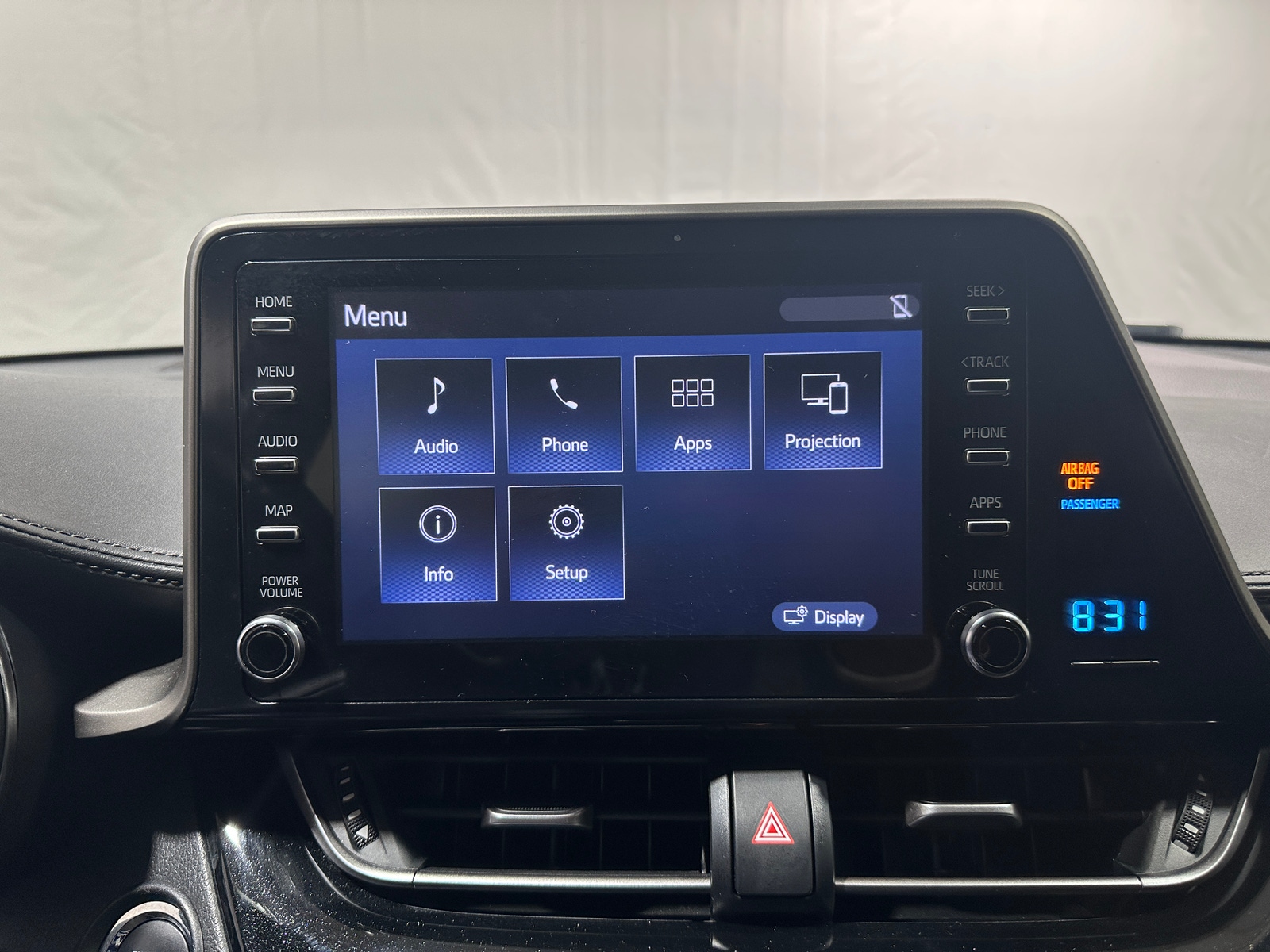 Thumbnail: 2019 Toyota C-HR - 4