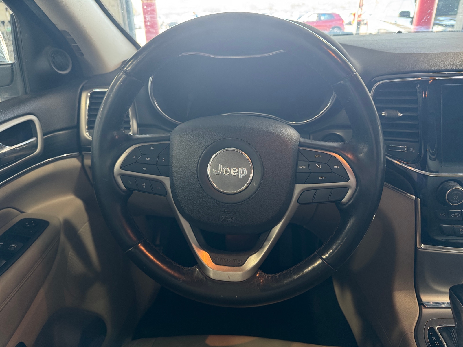 Thumbnail: 2020 Jeep Grand Cherokee - 4