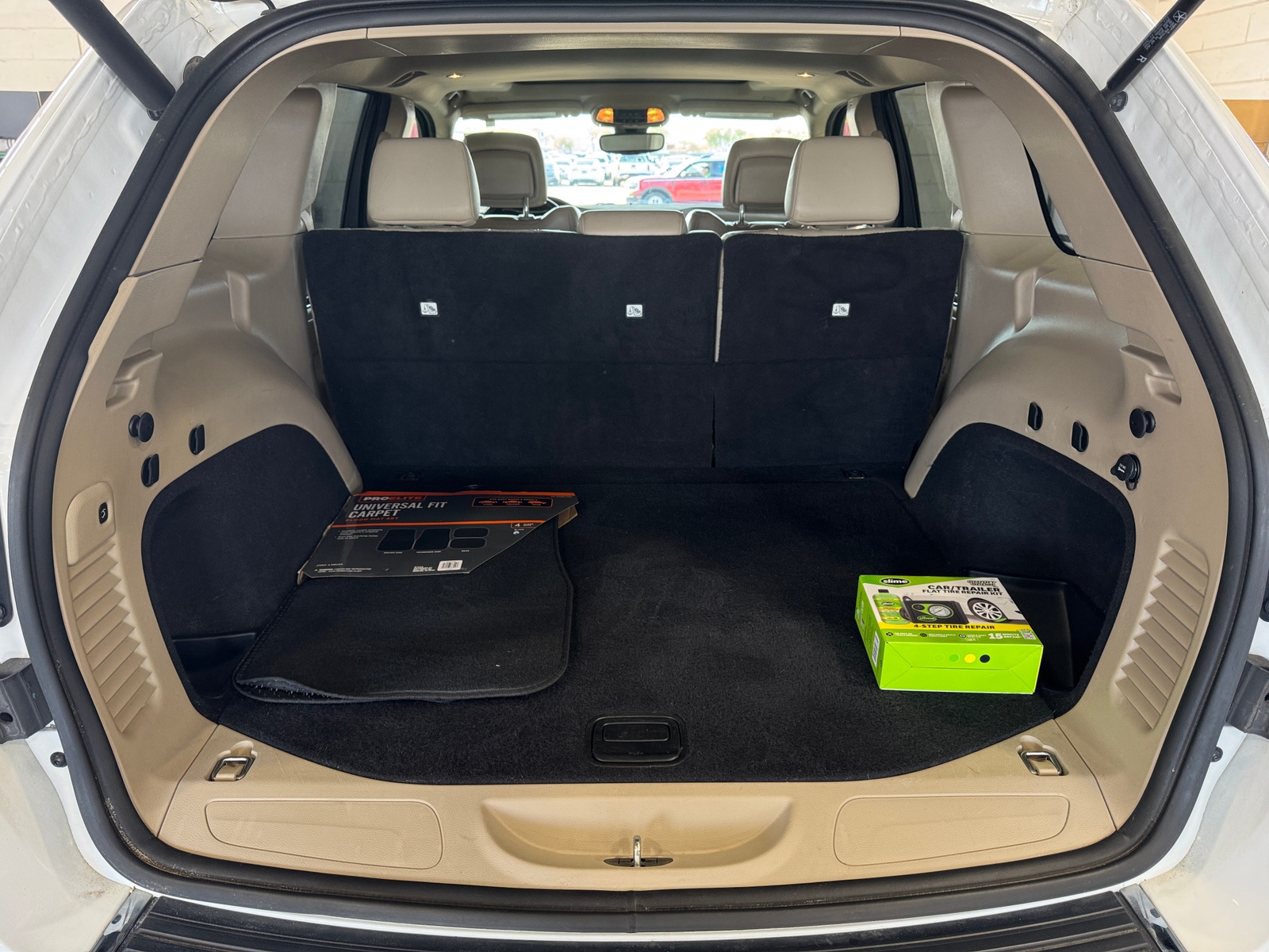 Thumbnail: 2020 Jeep Grand Cherokee - 6