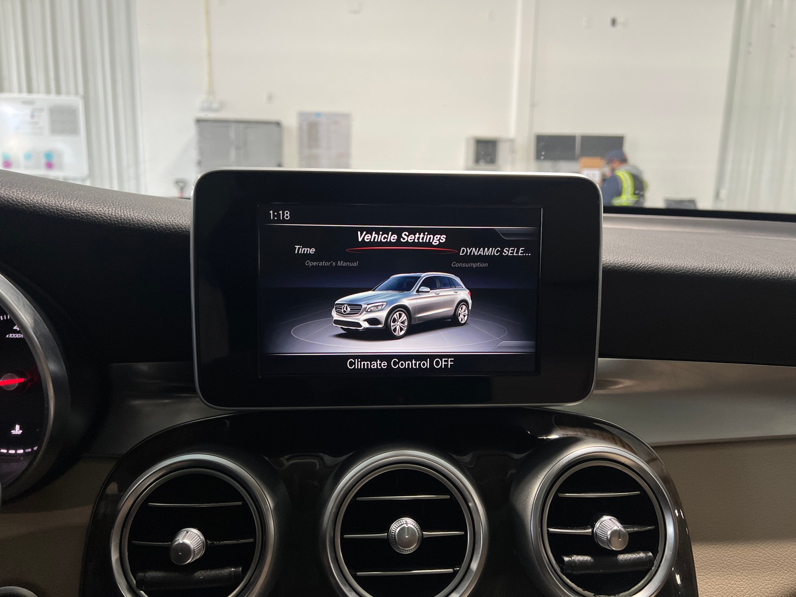 Thumbnail: 2019 Mercedes-Benz GLC - 3