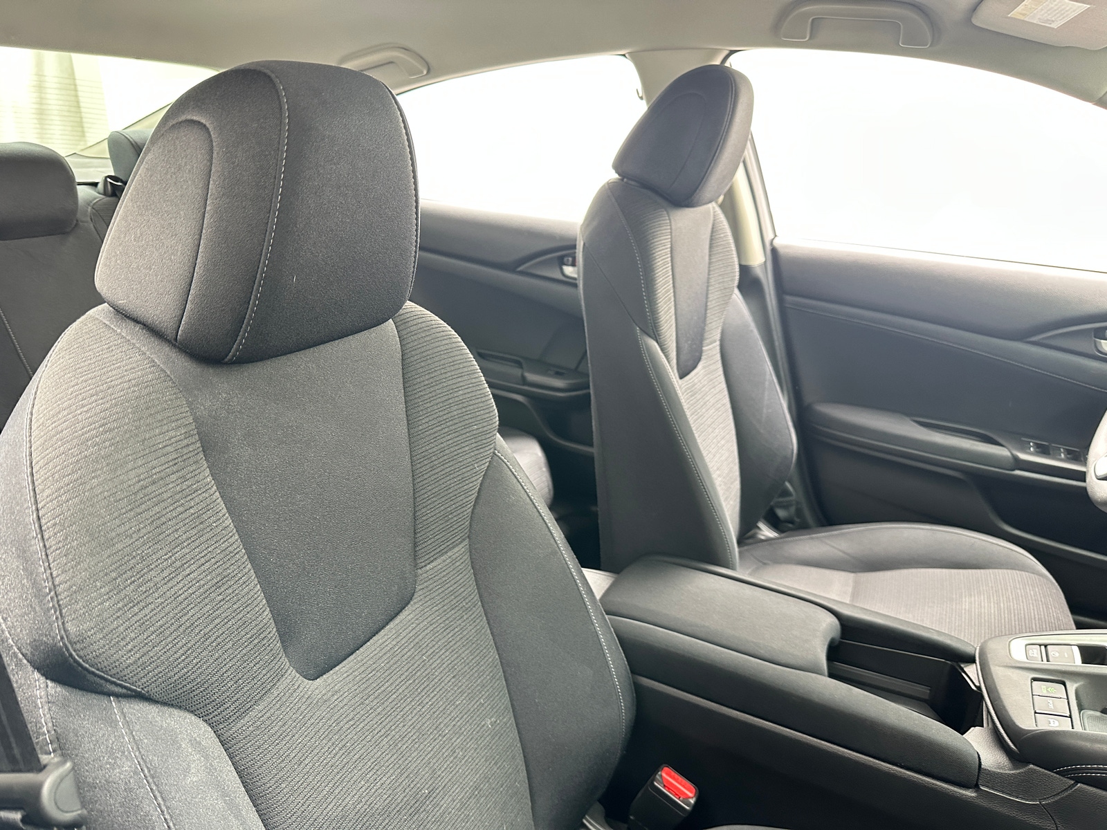 Thumbnail: 2019 Honda Insight - 2