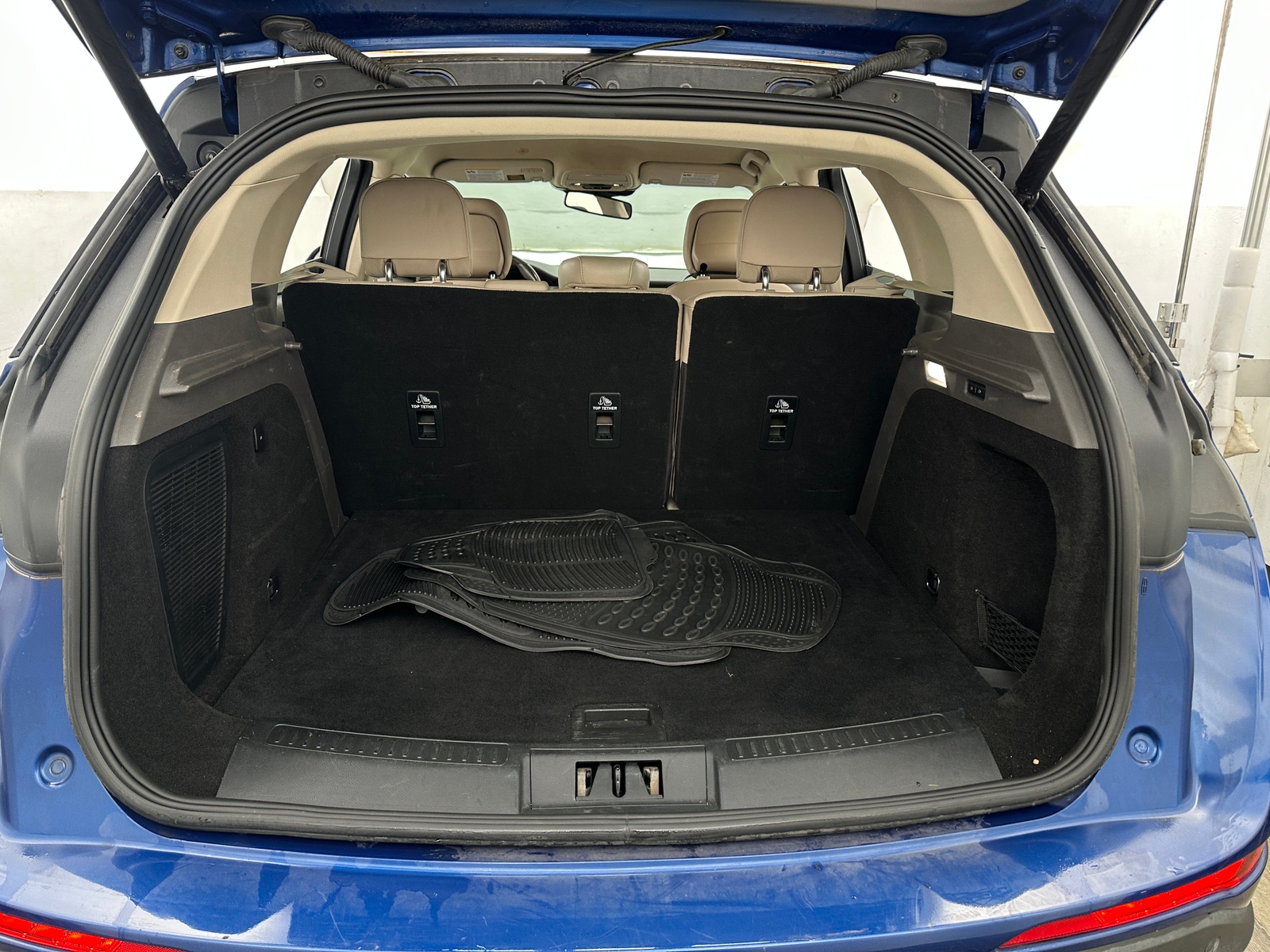 Thumbnail: 2020 Lincoln Corsair - 6