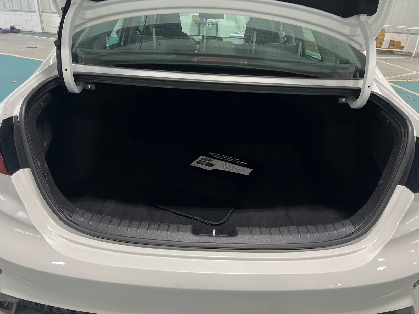 Thumbnail: 2024 Kia Forte - 7