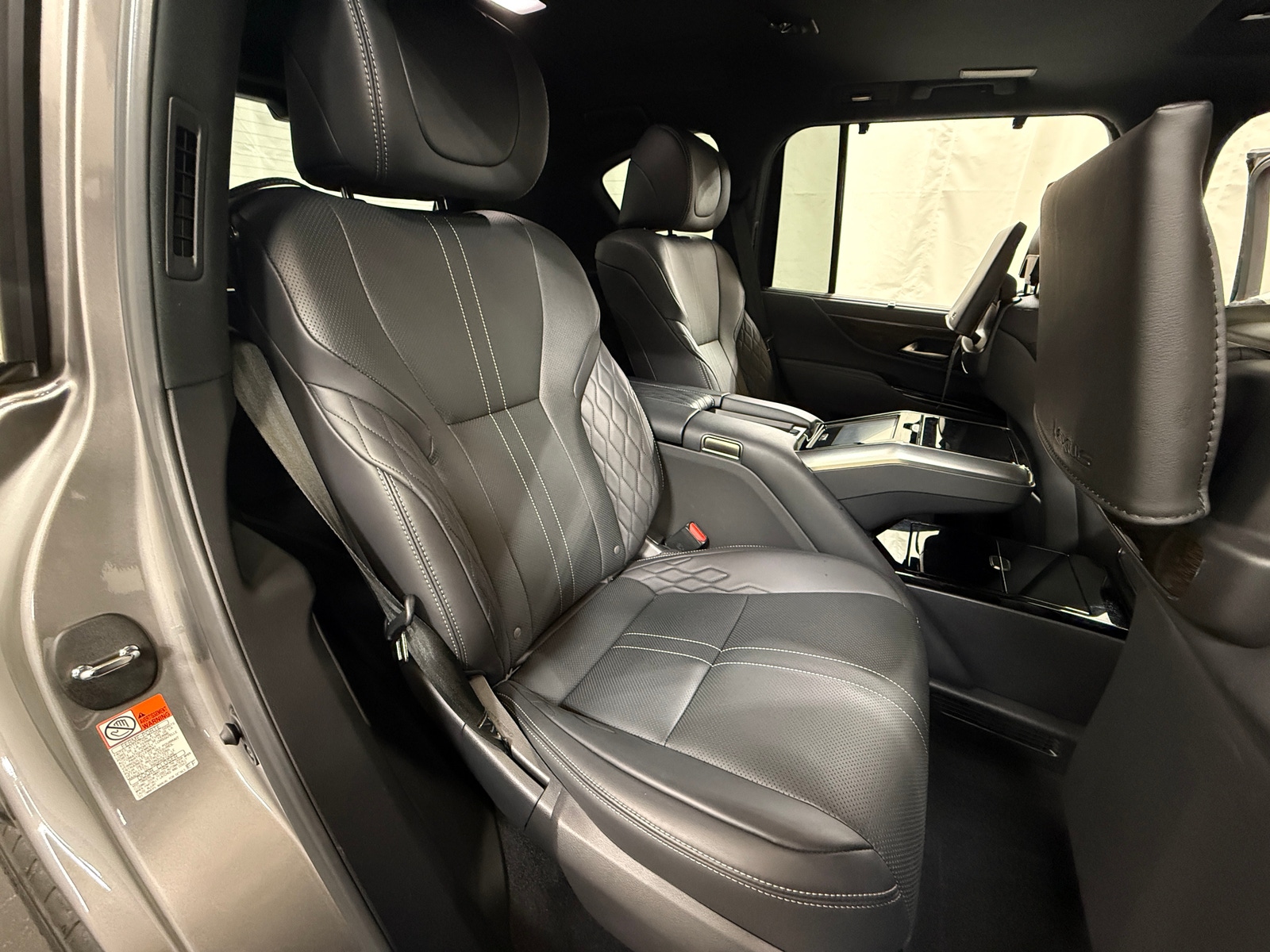 Thumbnail: 2023 Lexus LX - 5