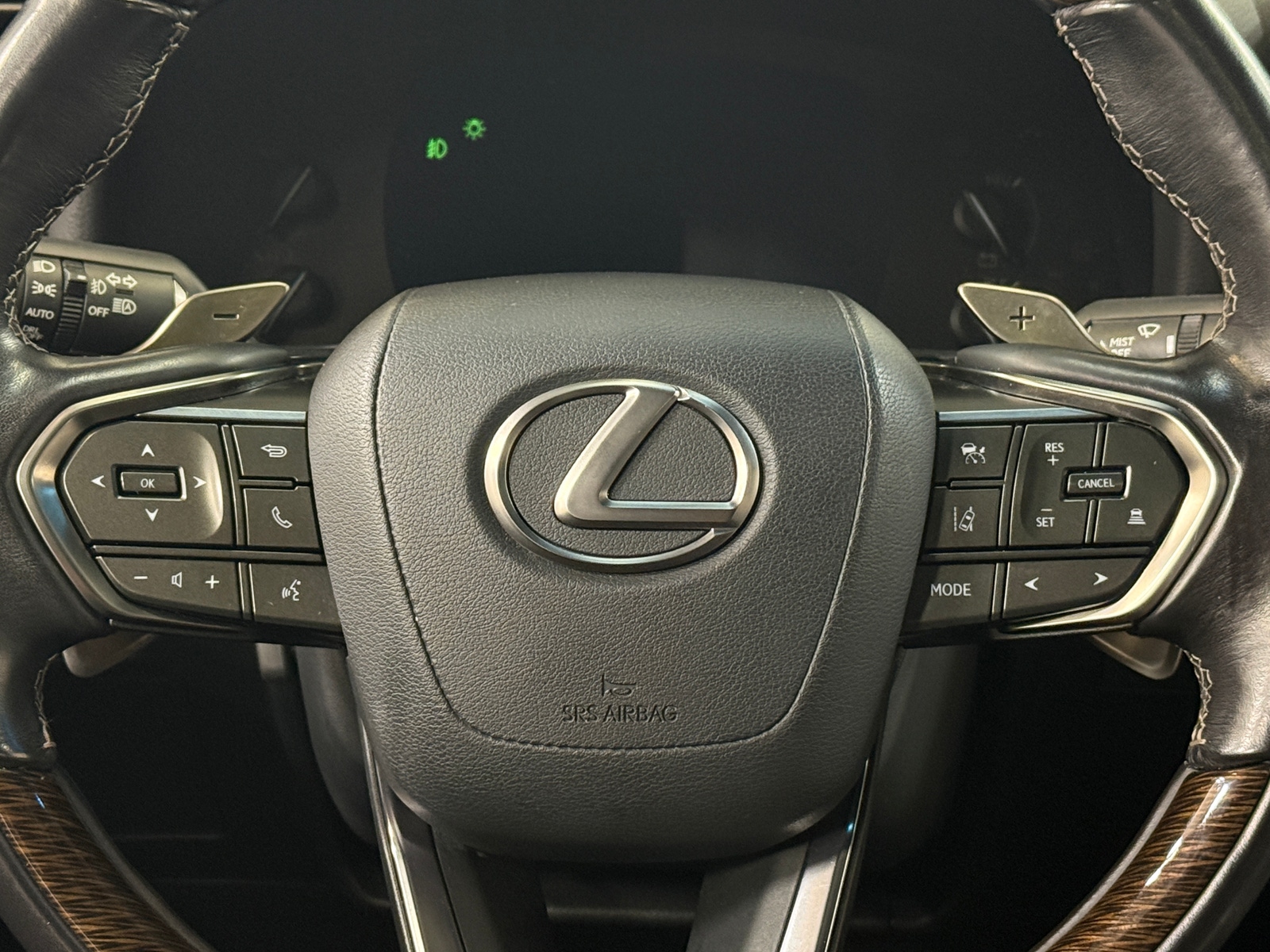 Thumbnail: 2023 Lexus LX - 4