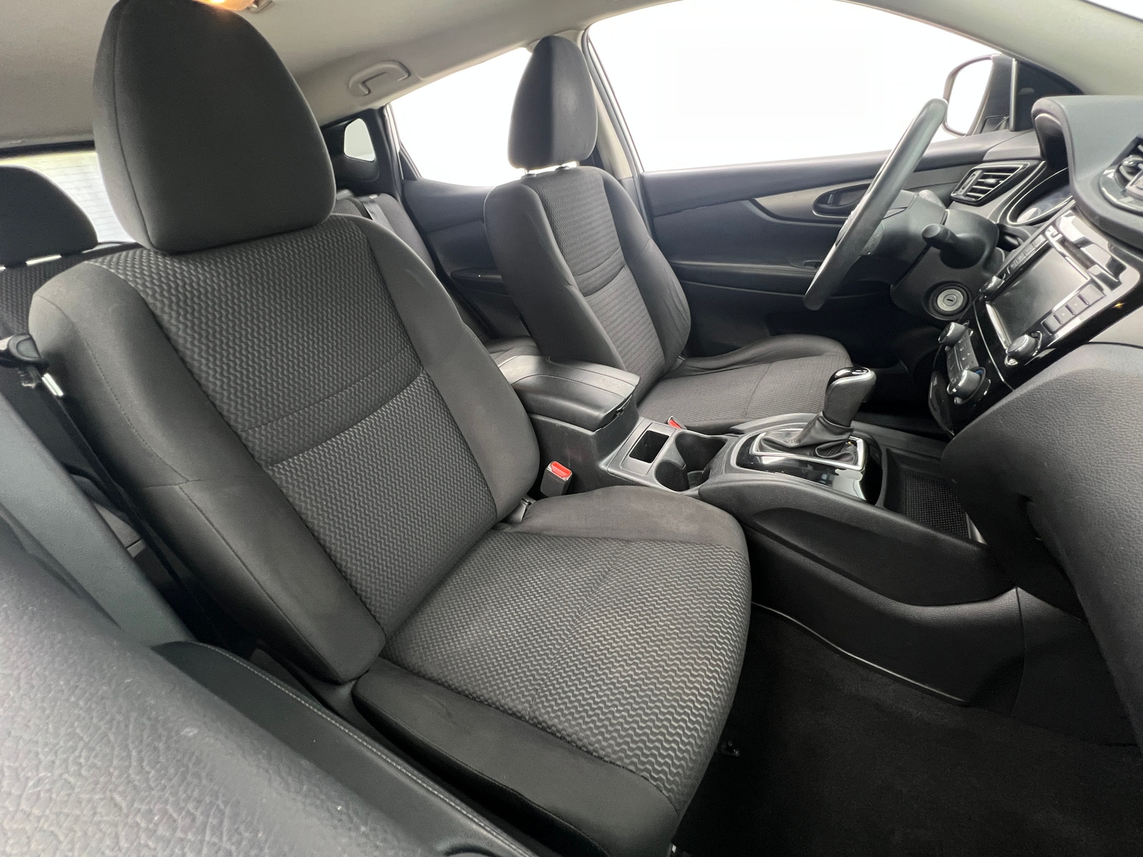 Thumbnail: 2019 Nissan Rogue Sport - 2