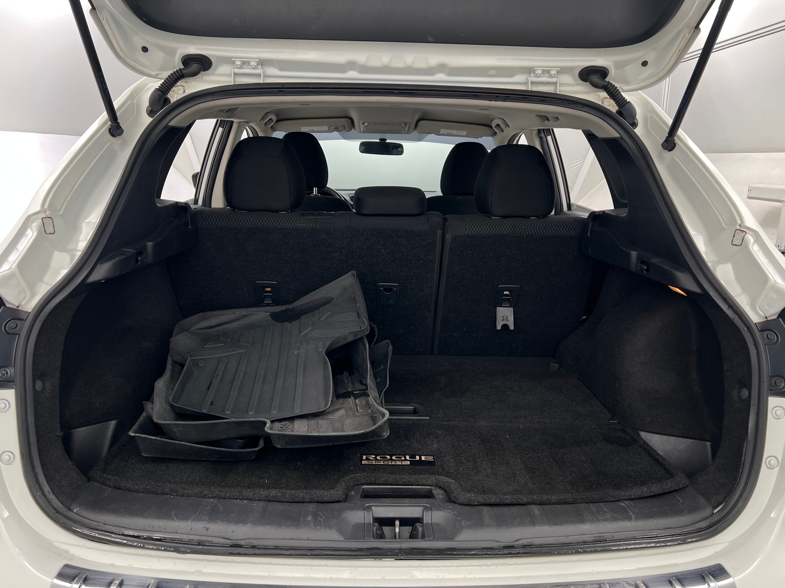 Thumbnail: 2019 Nissan Rogue Sport - 7