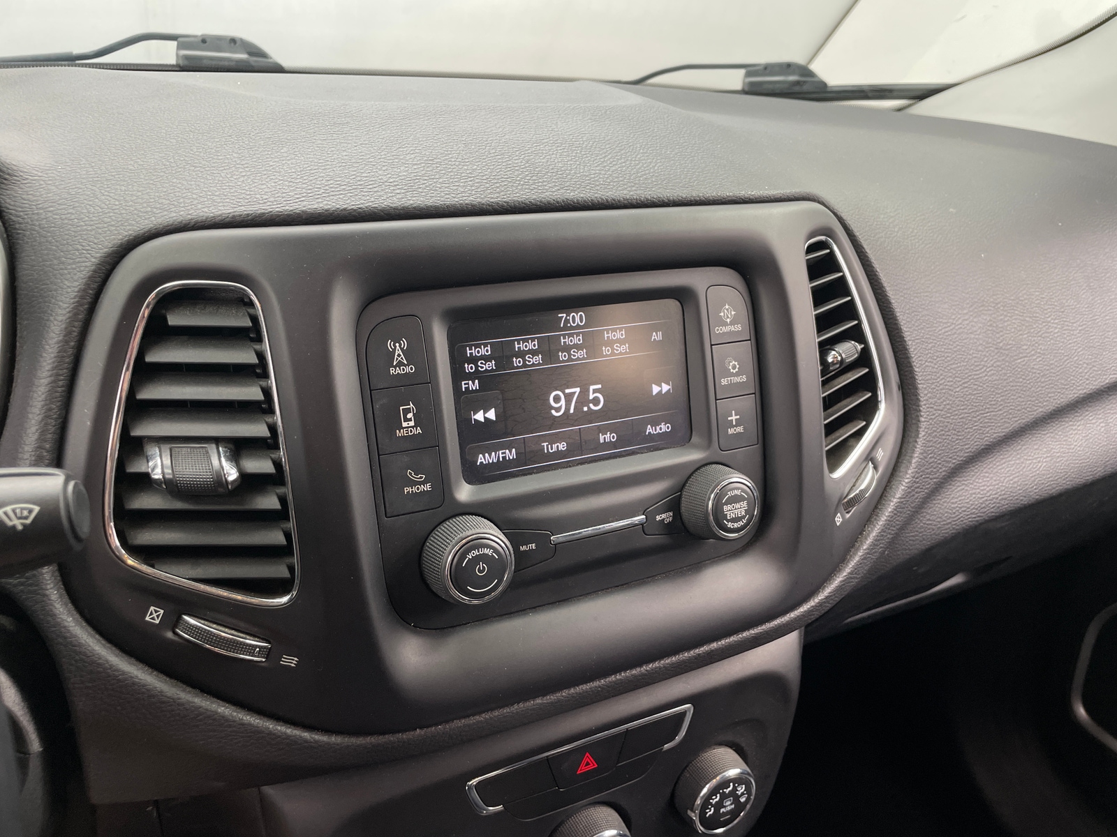 Thumbnail: 2018 Jeep Compass - 4