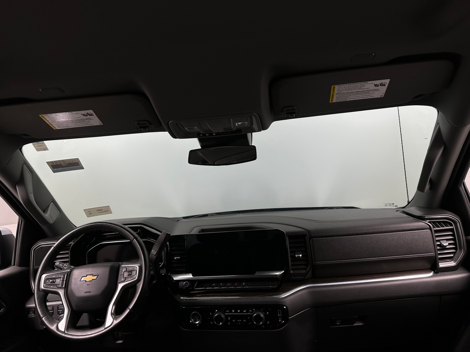 Thumbnail: 2022 Chevrolet Silverado 1500 - 3