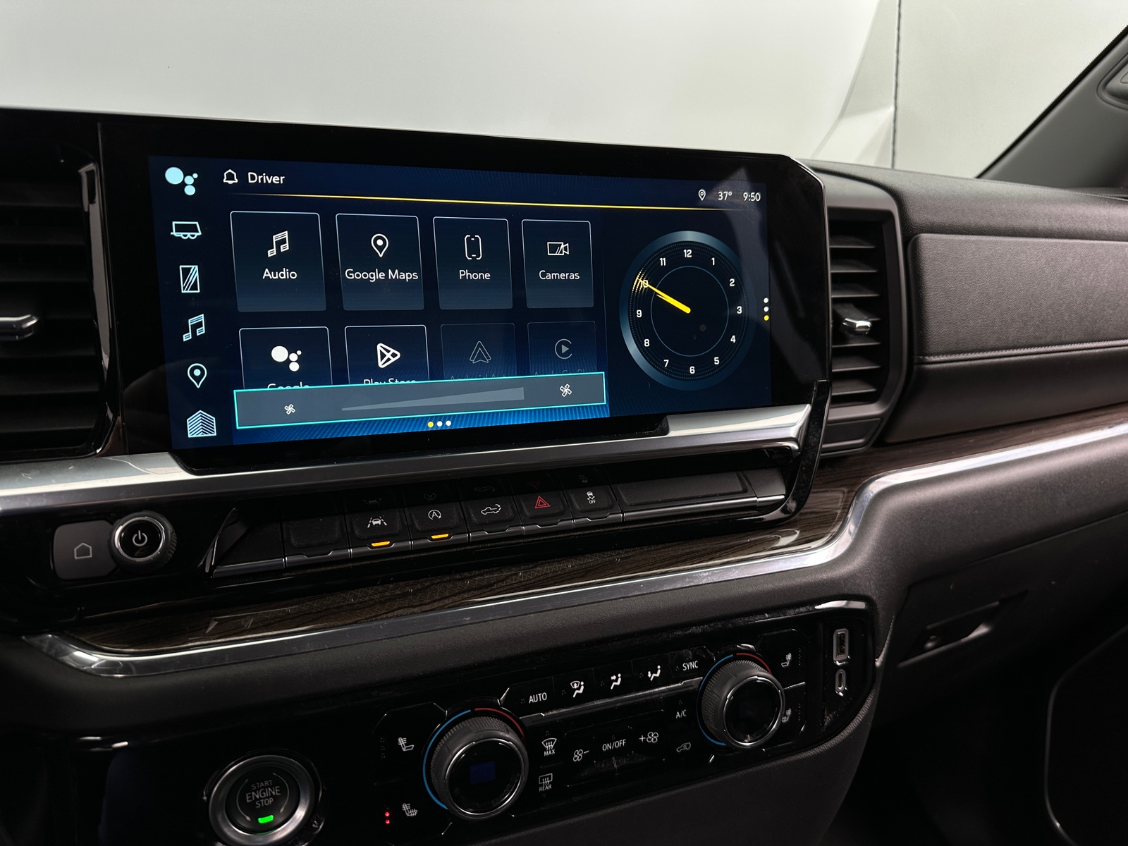 Thumbnail: 2022 Chevrolet Silverado 1500 - 4