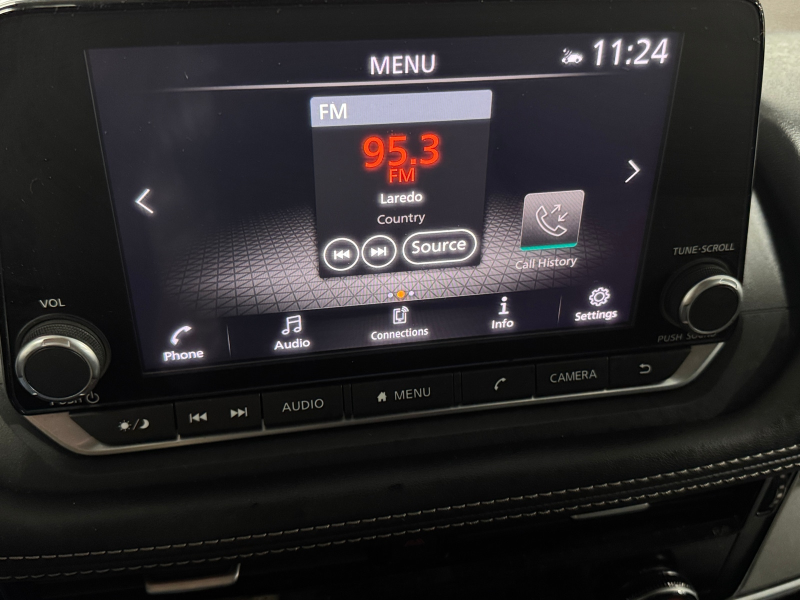 Thumbnail: 2022 Nissan Rogue - 4