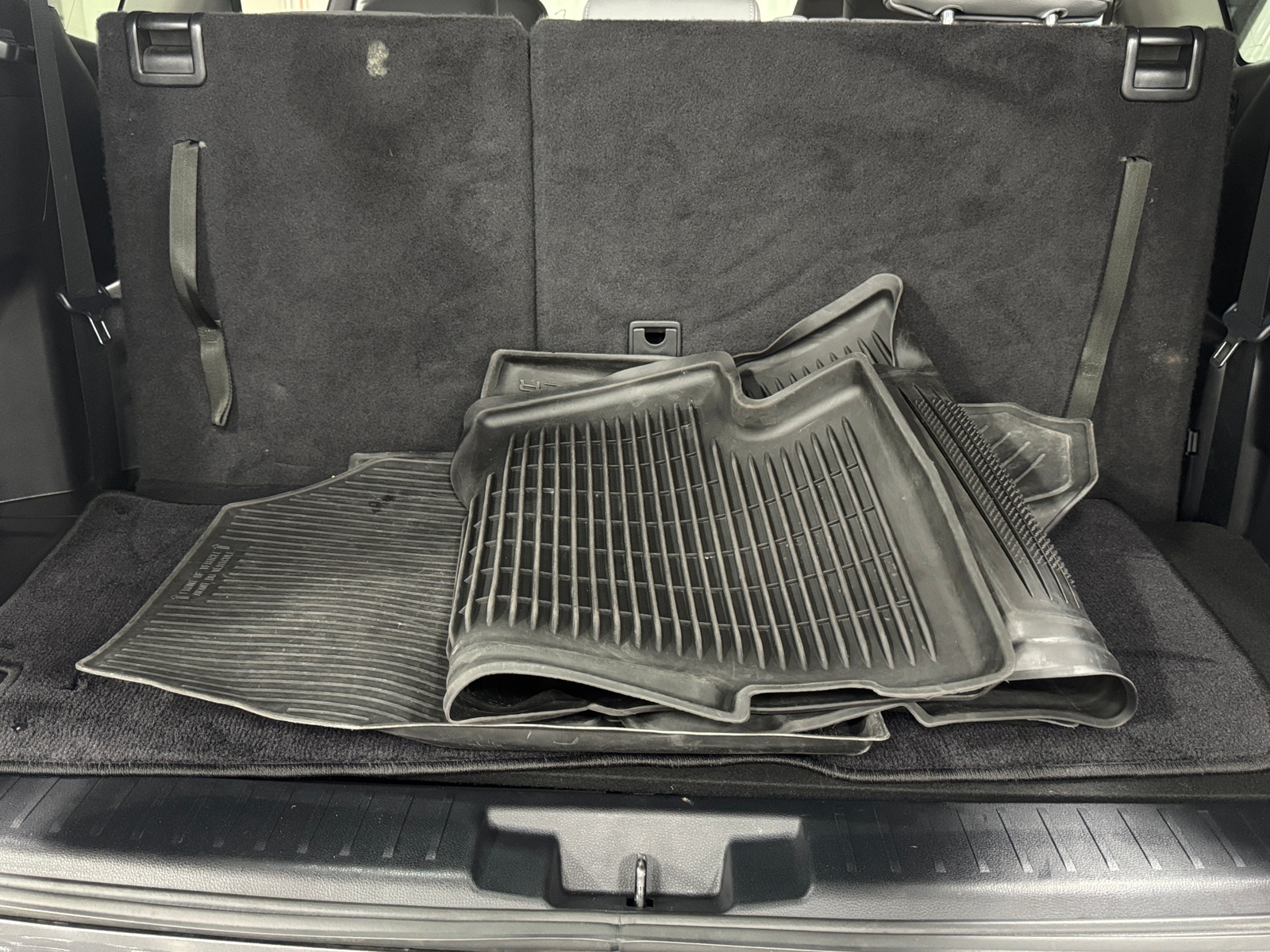 Thumbnail: 2023 Toyota Highlander - 7