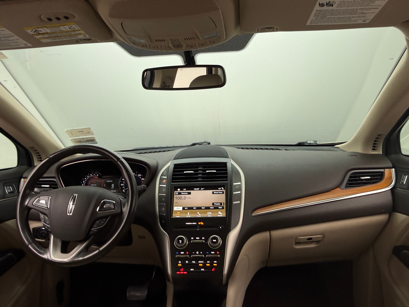 Thumbnail: 2017 Lincoln MKC - 2