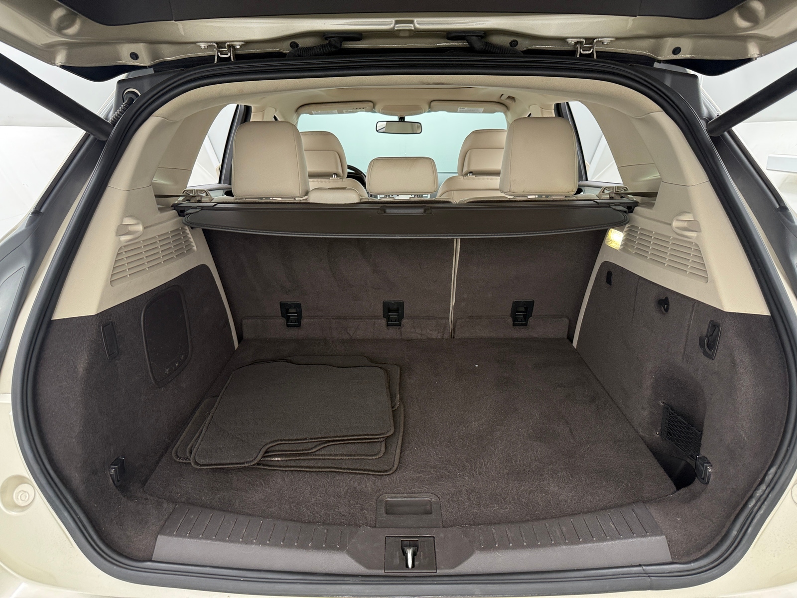 Thumbnail: 2017 Lincoln MKC - 6