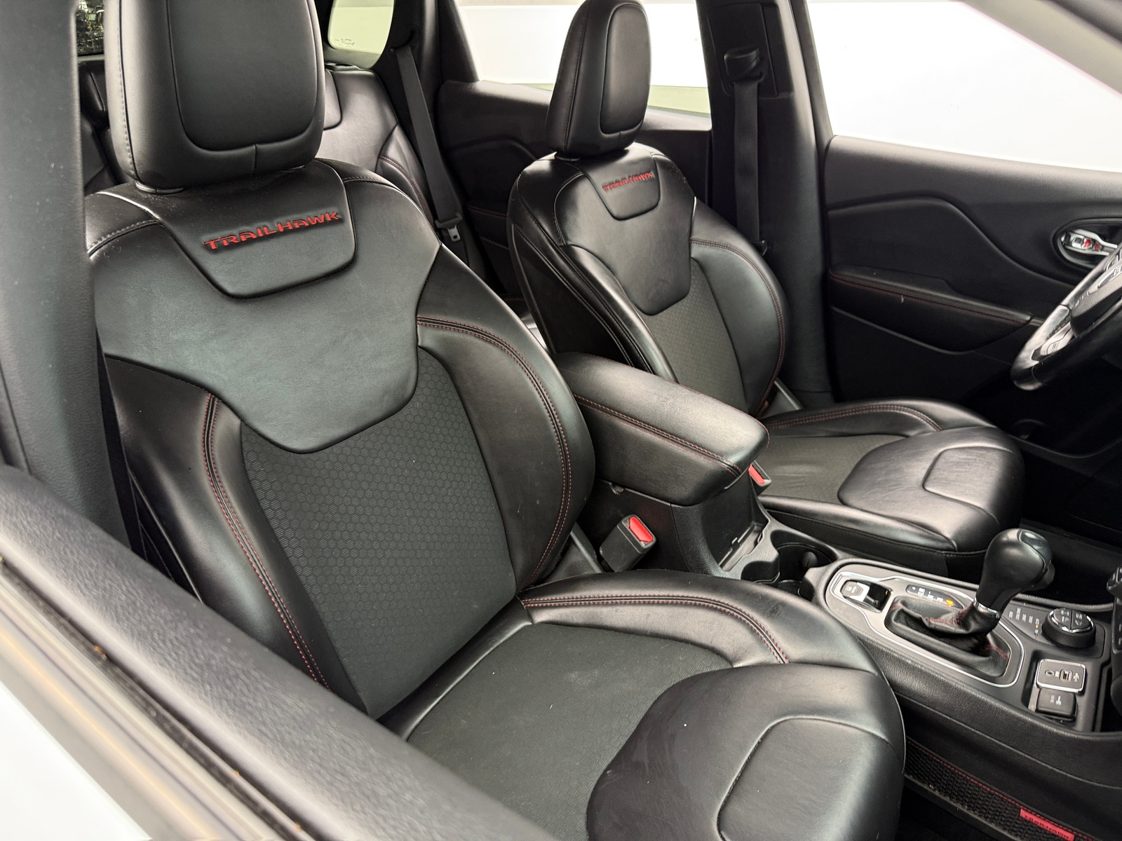 Thumbnail: 2019 Jeep Cherokee - 2