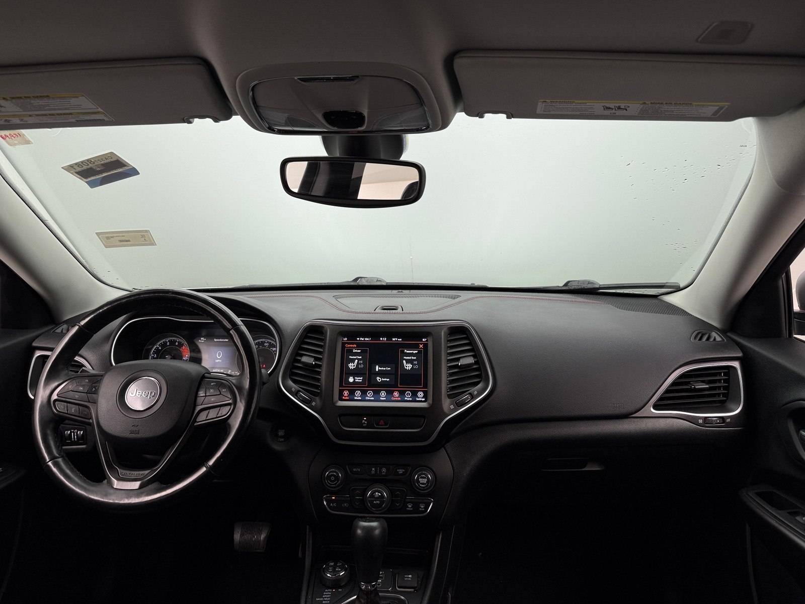 Thumbnail: 2019 Jeep Cherokee - 3