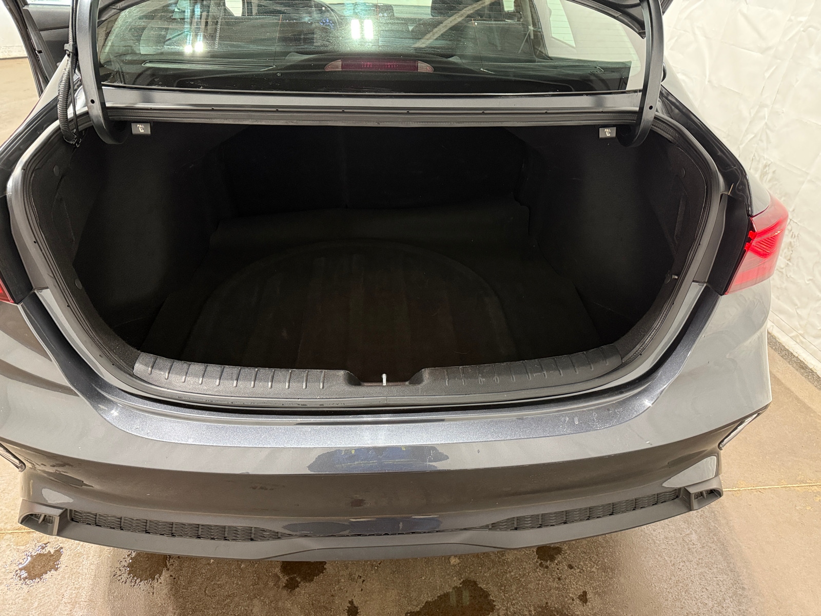 Thumbnail: 2024 Kia Forte - 7