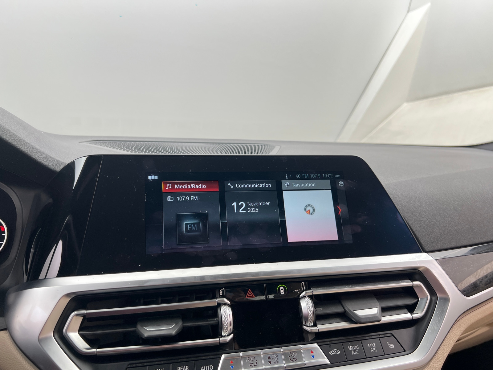 Thumbnail: 2020 BMW 3 Series - 3